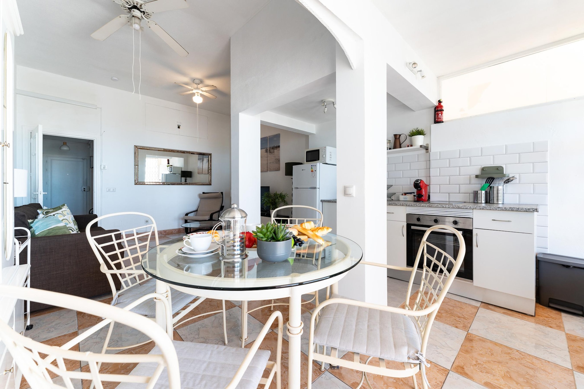 CT 388 - Faro's Carihulela Apartement - Olé Playa - Benalmadena-Eetkamer