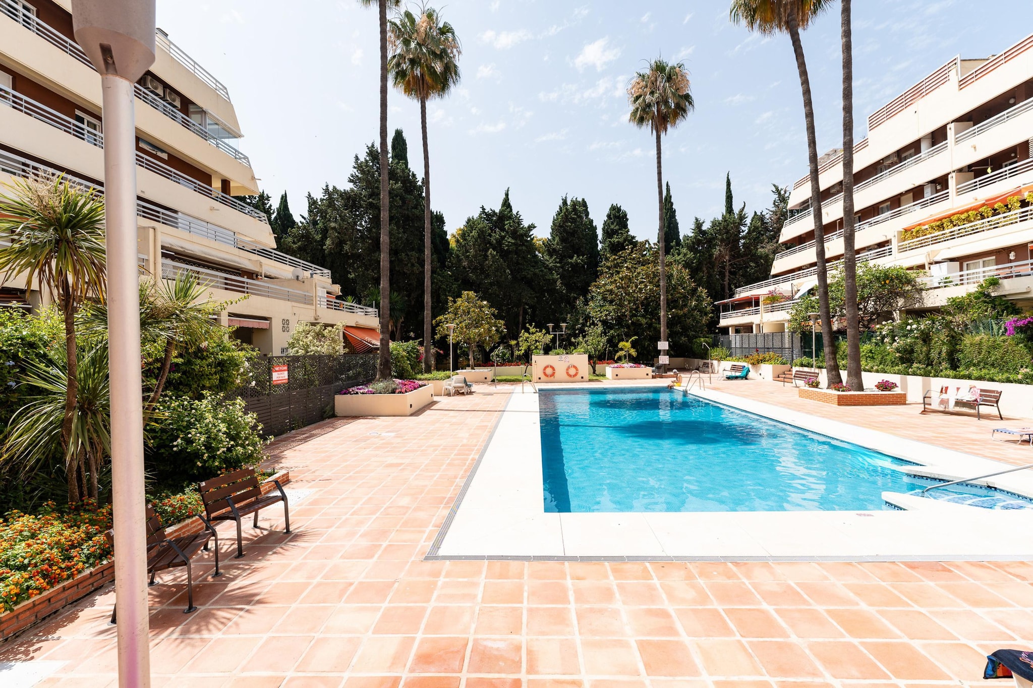 CT 393 - Faro's Soulrise Rooftop - Marbella Beach-Zwembad