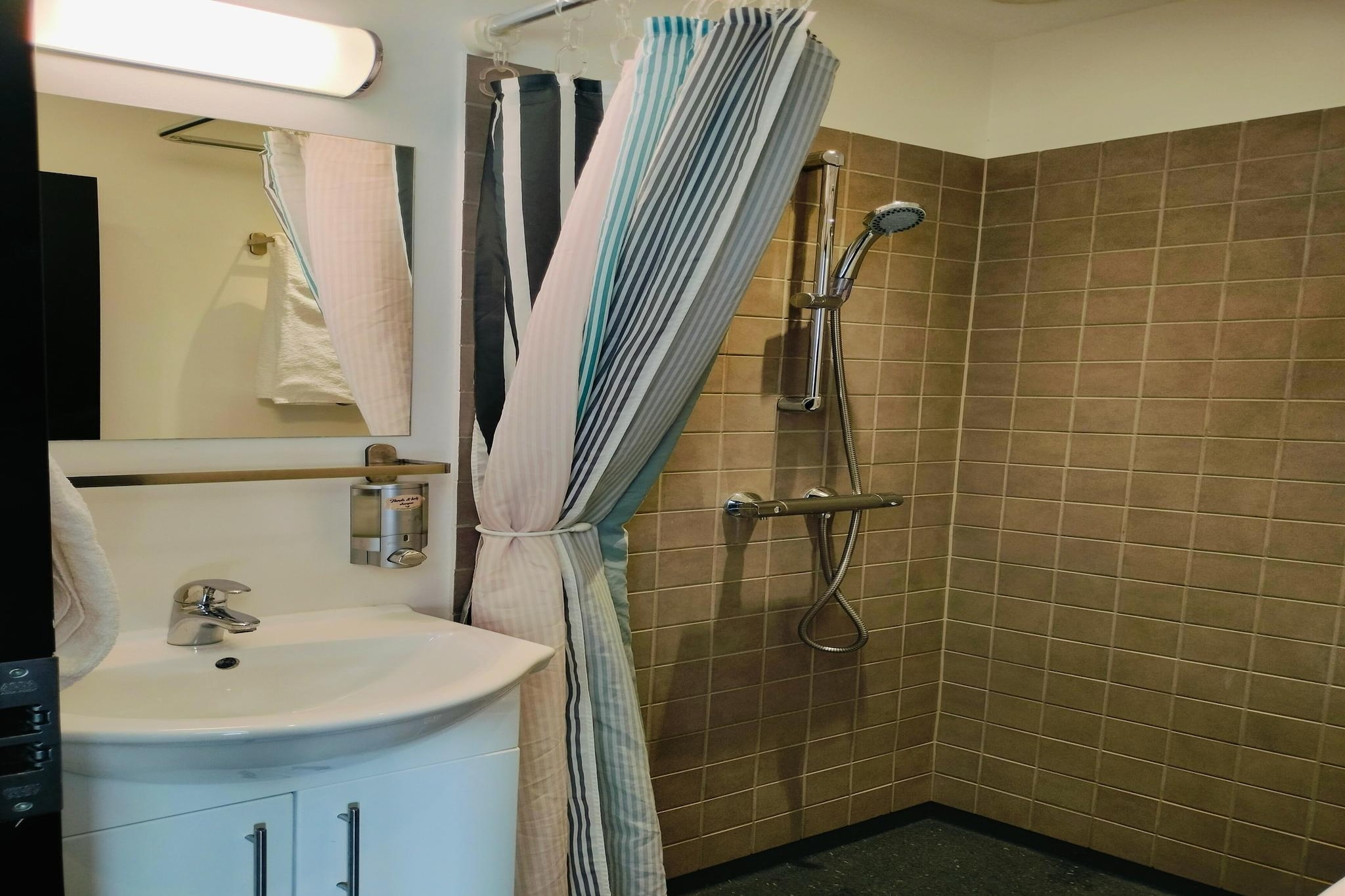 Jomfru Ane Premium Twin-Bathroom