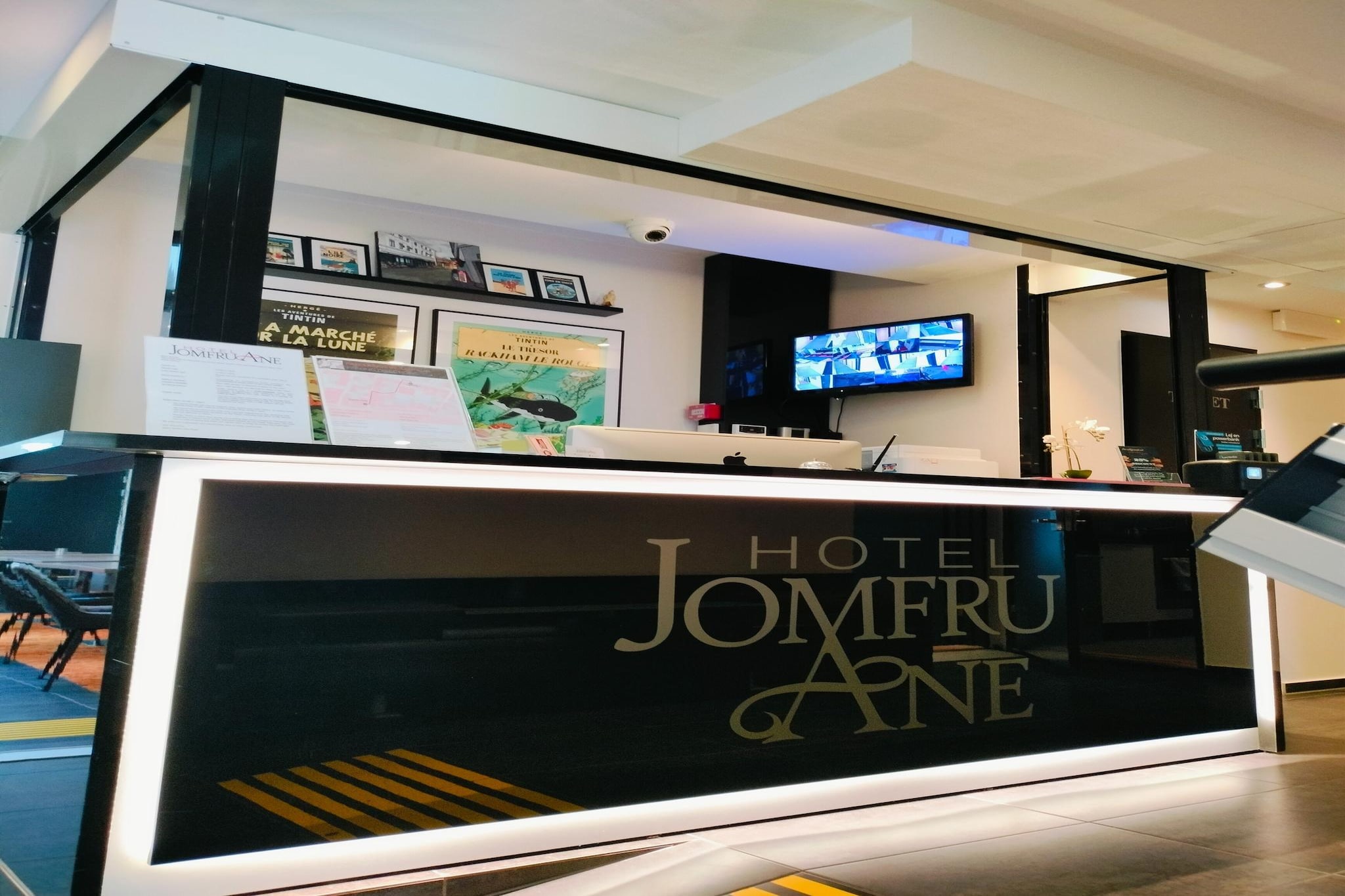 Jomfru Ane Standard Double-Hal-ontvangst