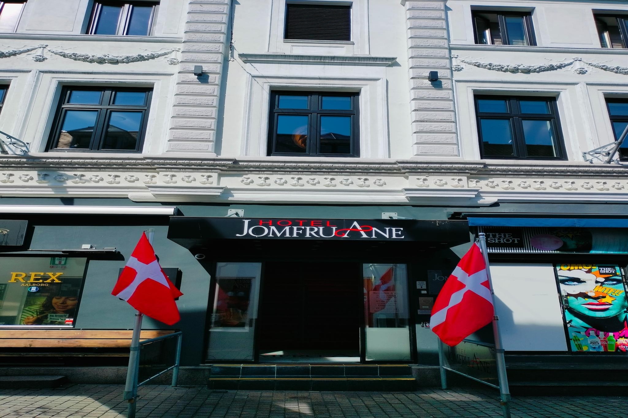 Jomfru Ane Premium Single-Hal-ontvangst