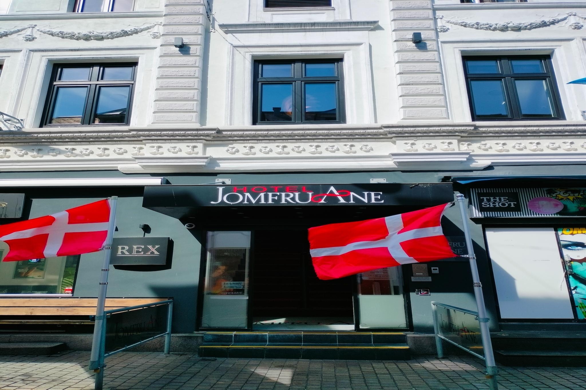 Jomfru Ane Premium Single-Hal-ontvangst