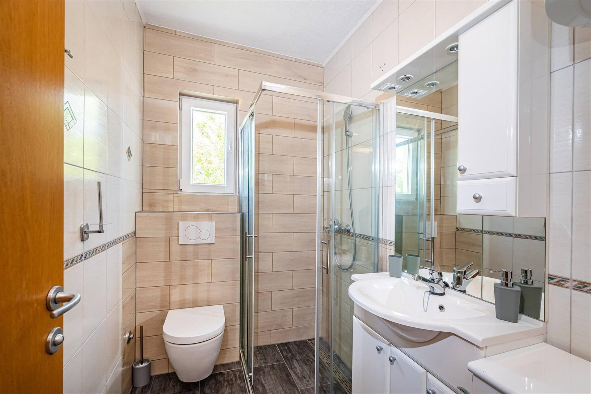 Holiday home Blanka-Badkamer