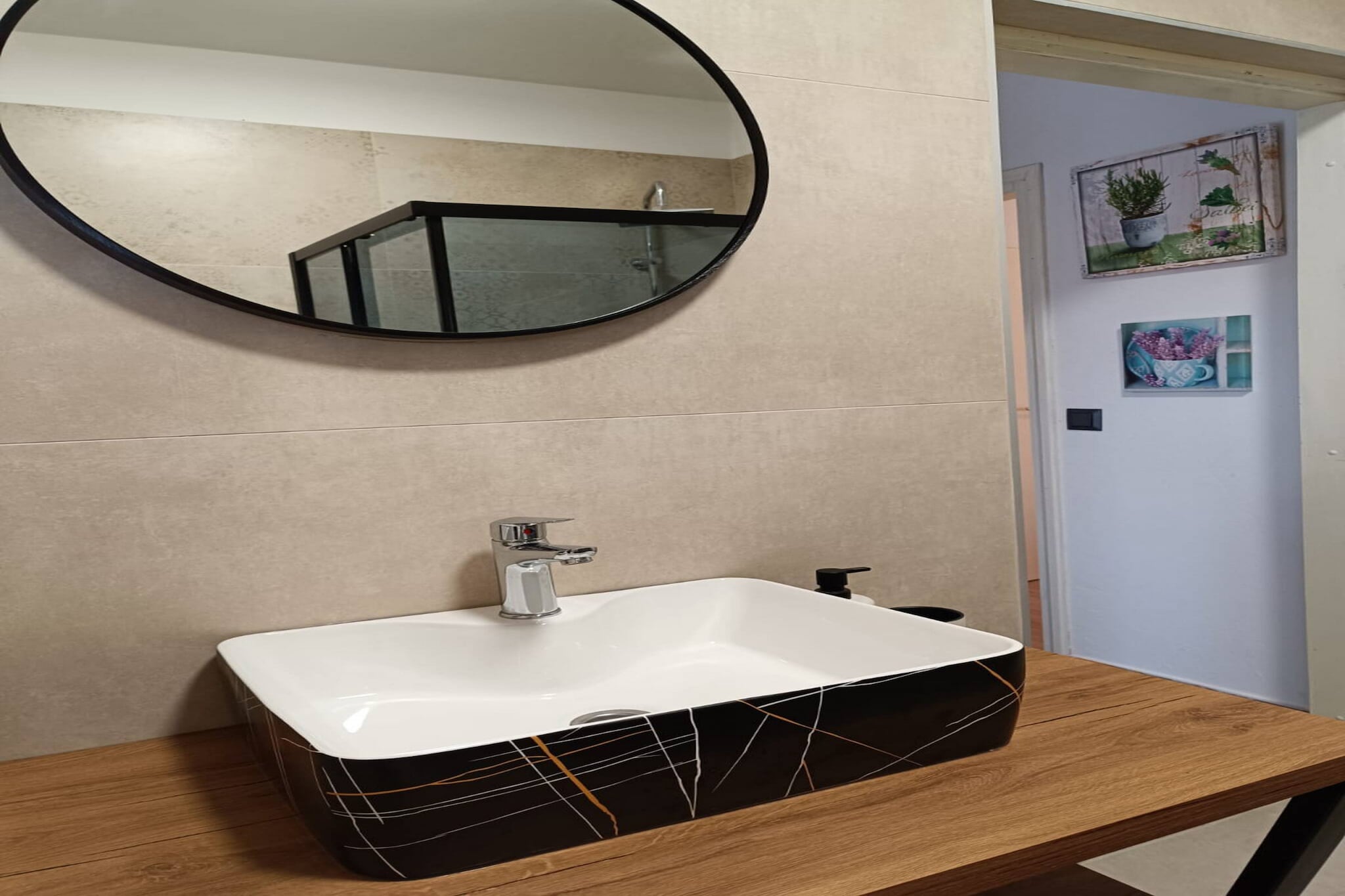 Holiday home Barba-Badkamer