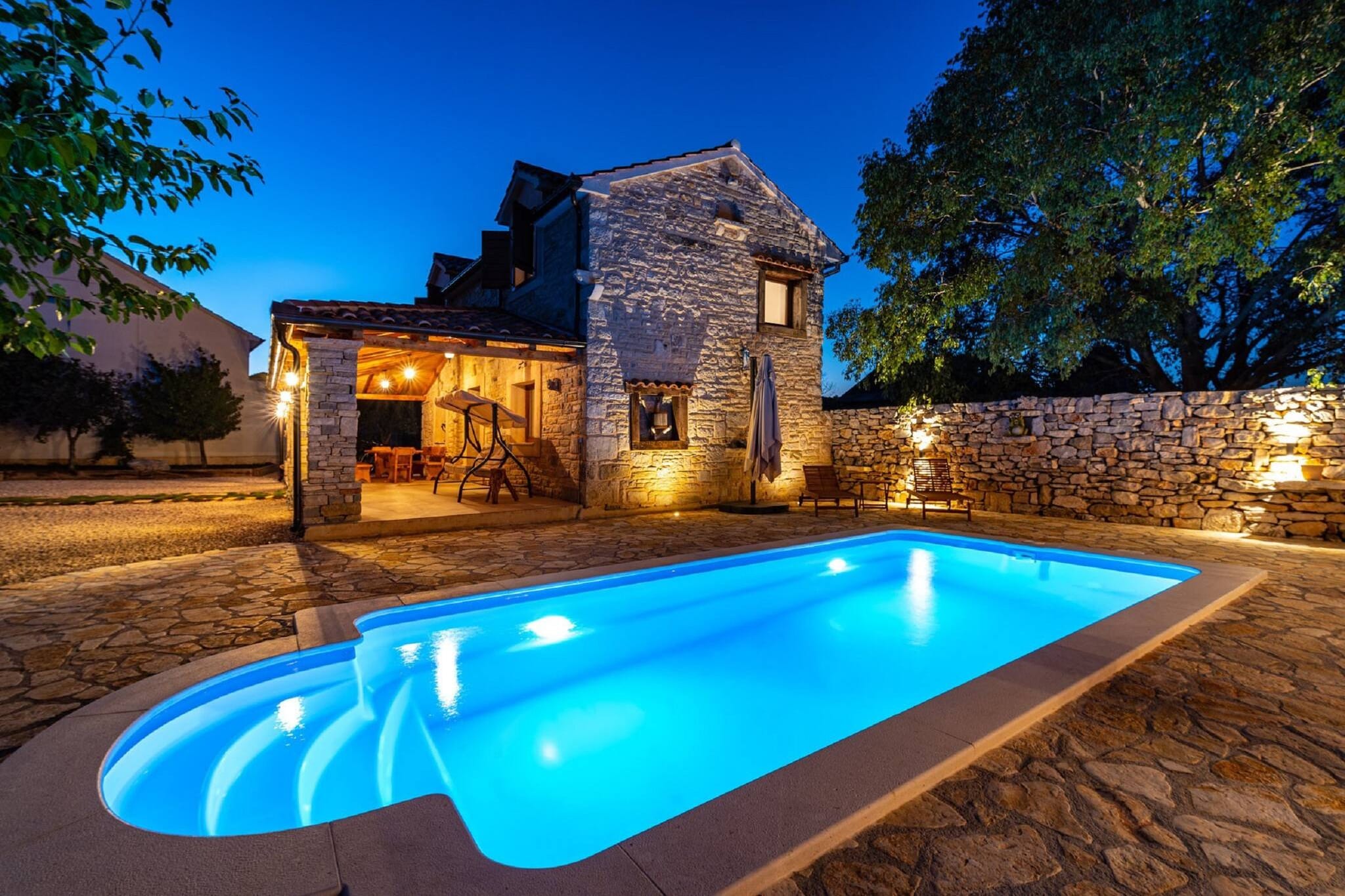 Authentic Villa Malou-Niet-getagd