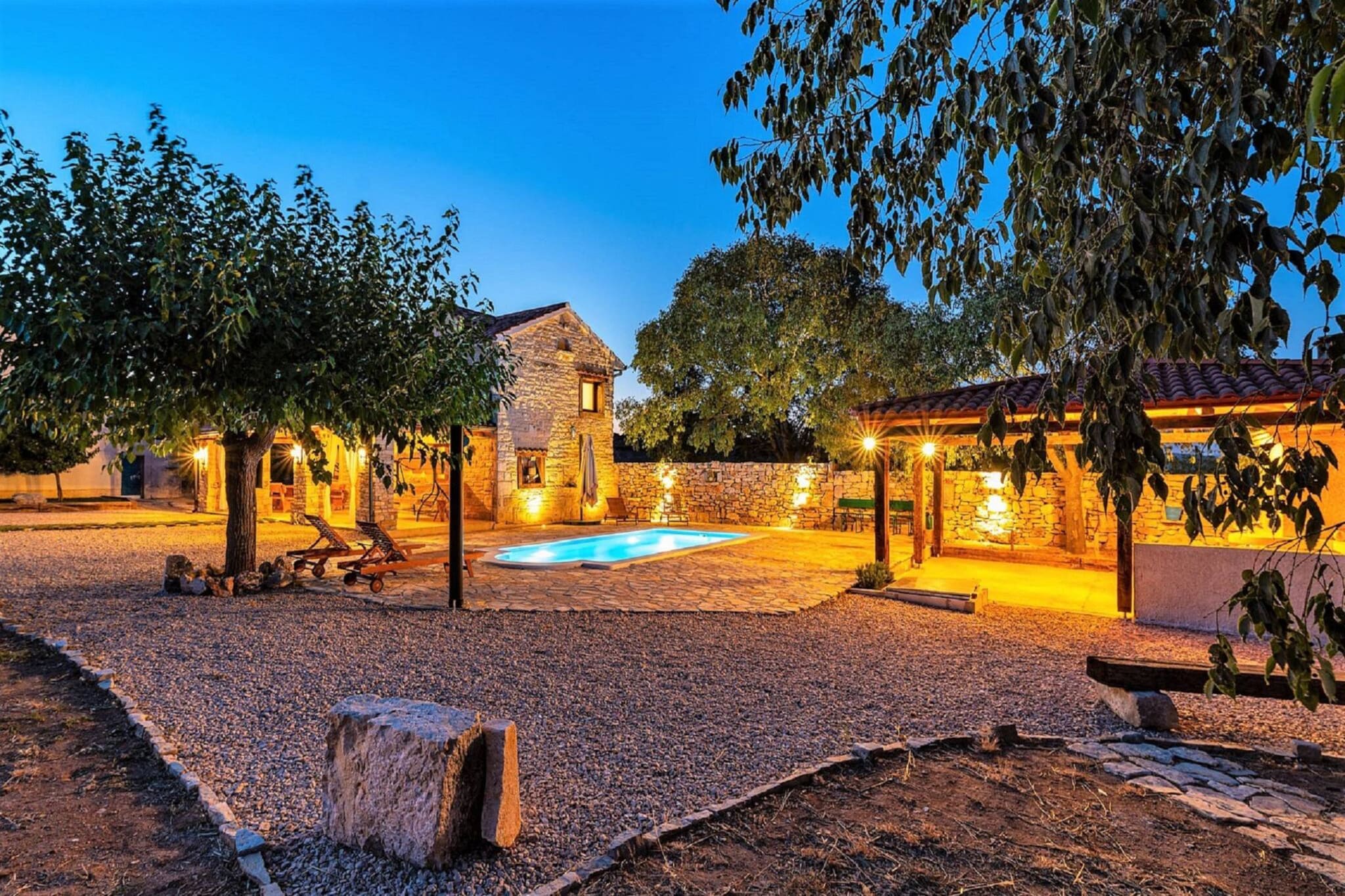 Authentic Villa Malou-Niet-getagd