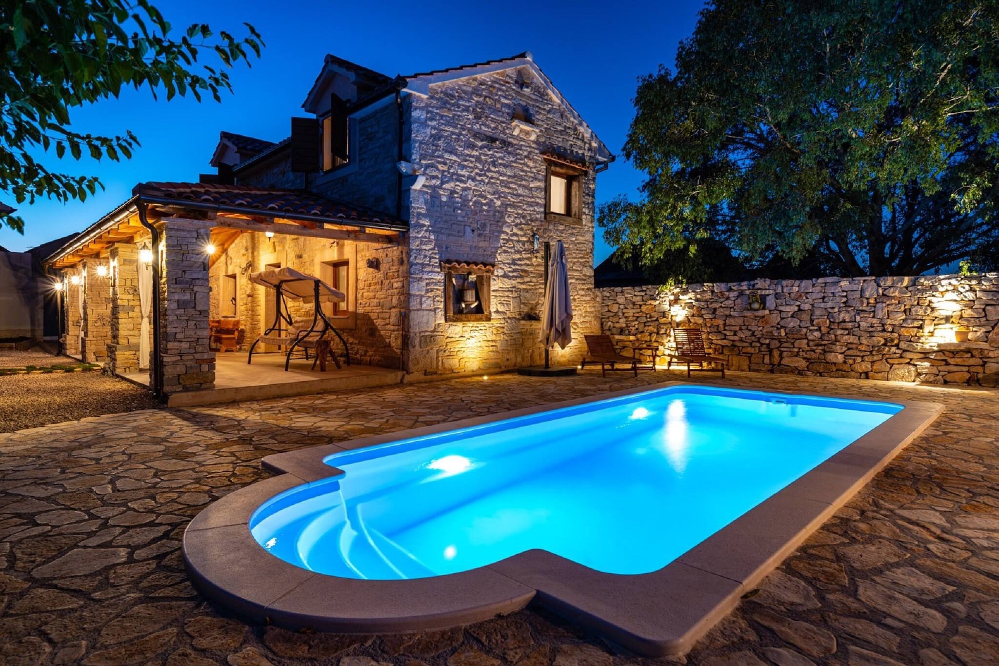 Authentic Villa Malou-Niet-getagd