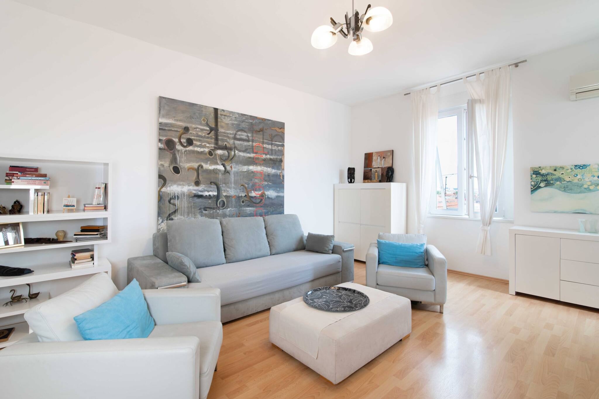 Sunset apartment Kalelarga-Woonkamer