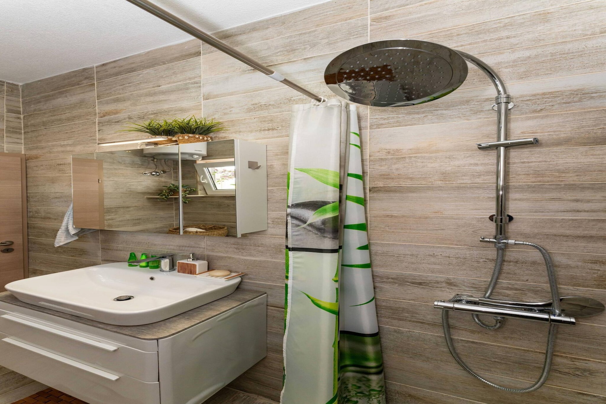 Holiday home Katalea-Badkamer