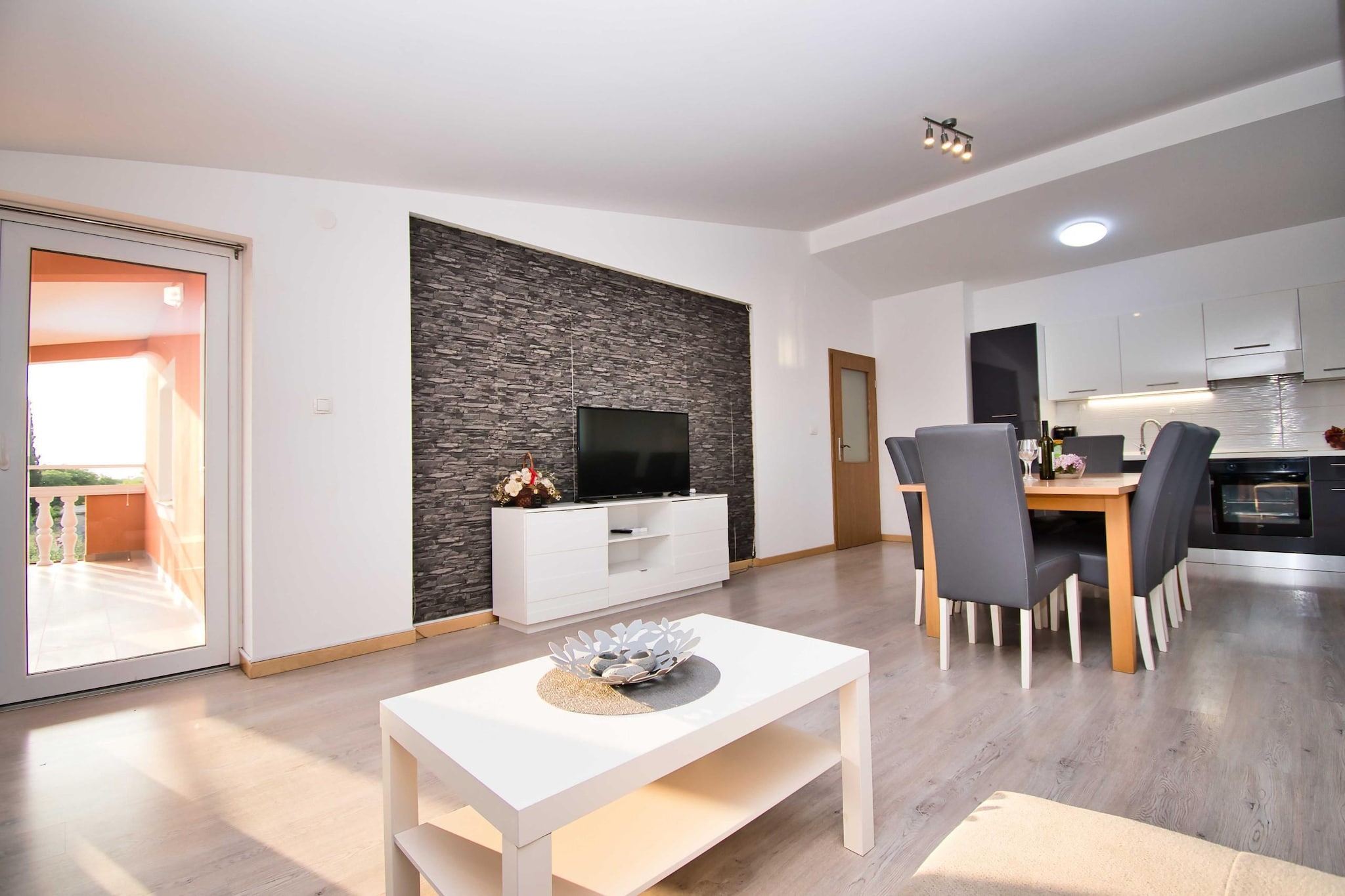 Apartment Visocane with private pool-Woonkamer