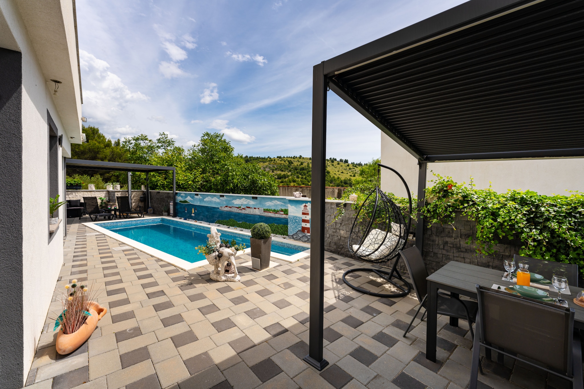 Apartment Nikita with private pool