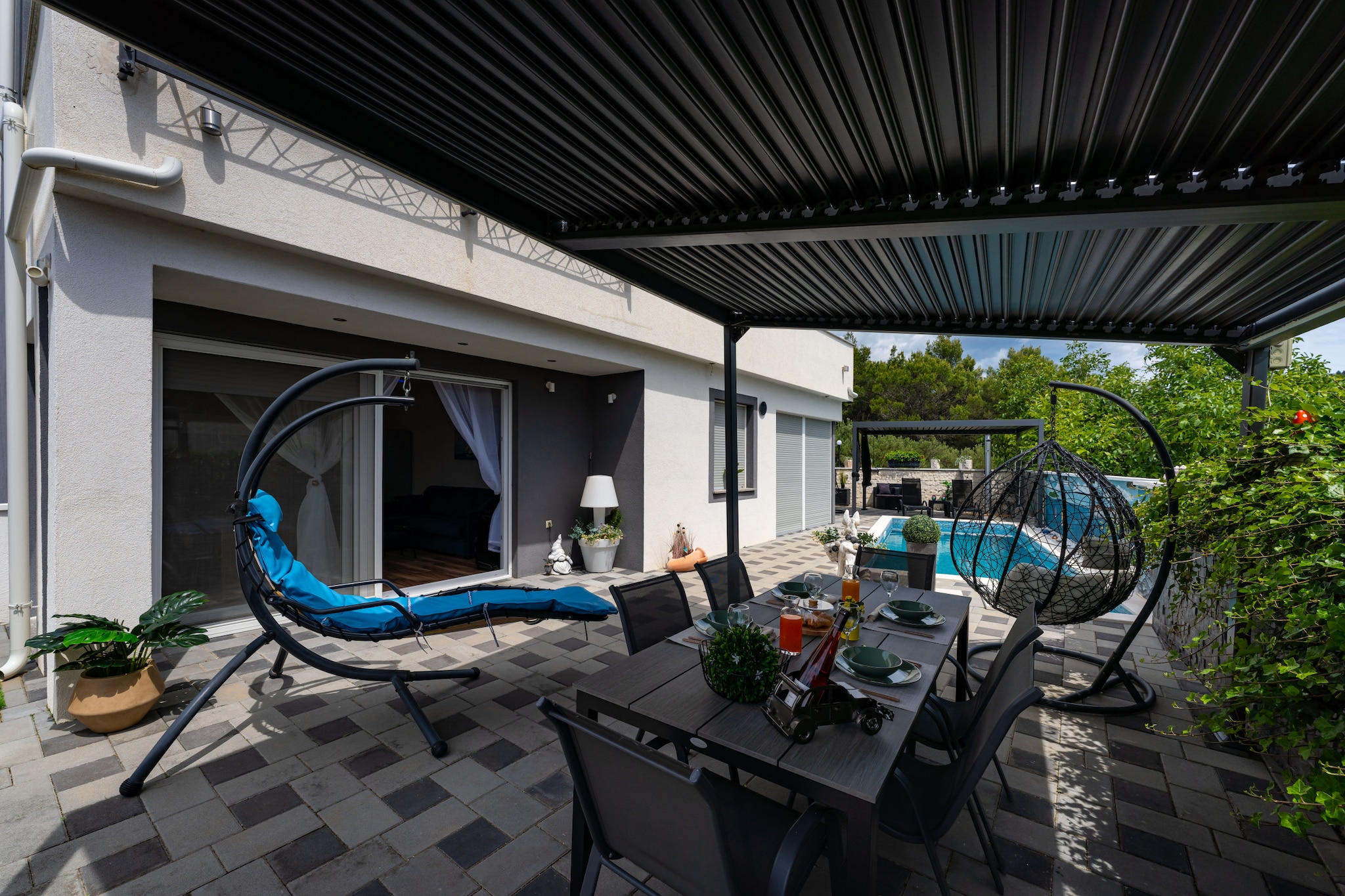 Apartment Nikita with private pool-Terrasse / balcon