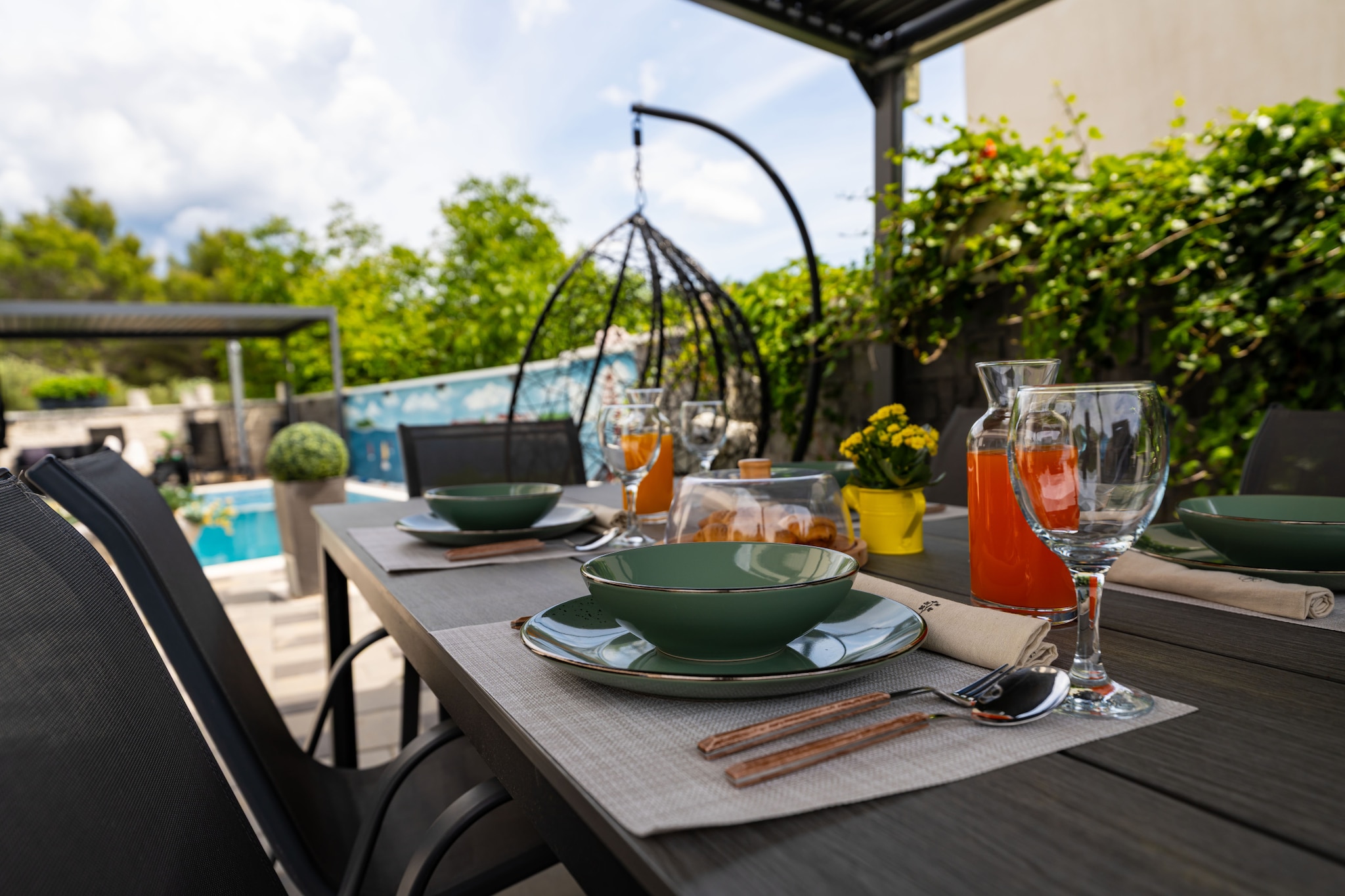 Apartment Nikita with private pool-Terrasse / balcon