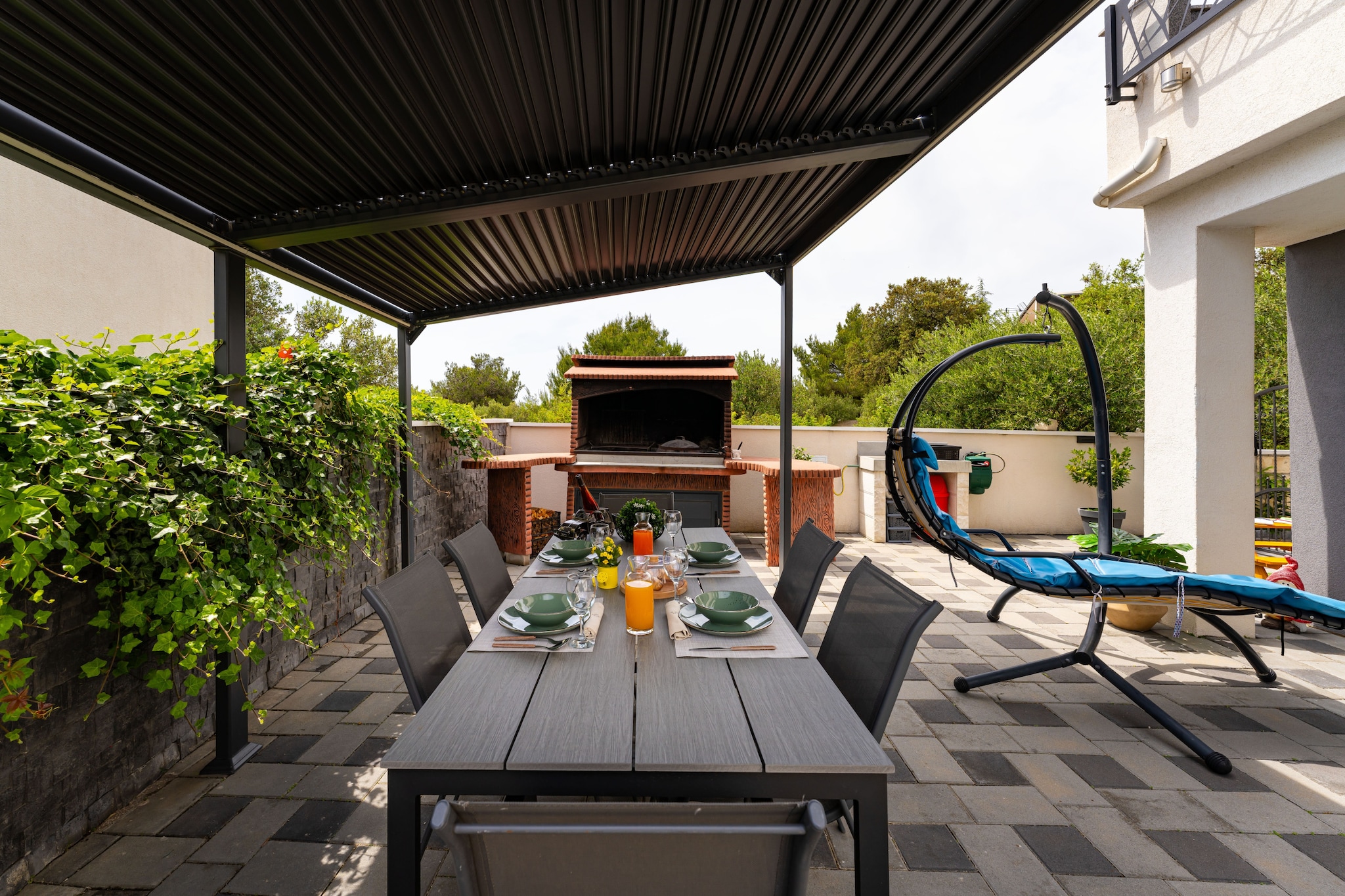 Apartment Nikita with private pool-Terrasse / balcon