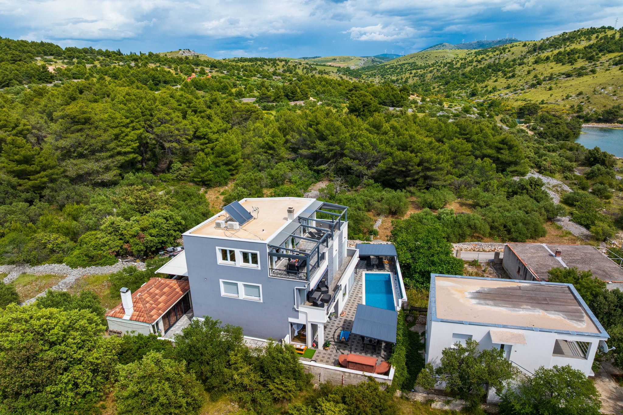 Apartment Nikita with private pool-Extérieur été