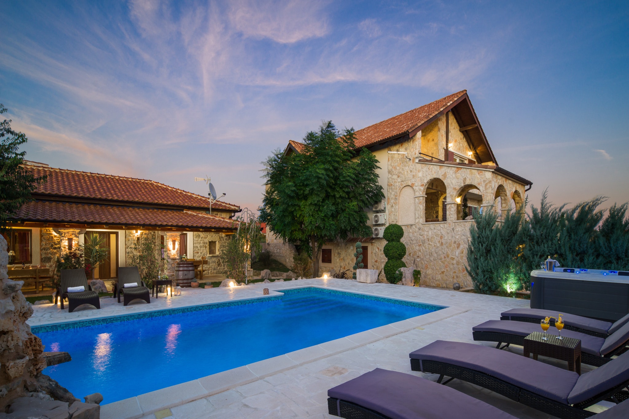 Villa Olea with private heated pool-Zwembad