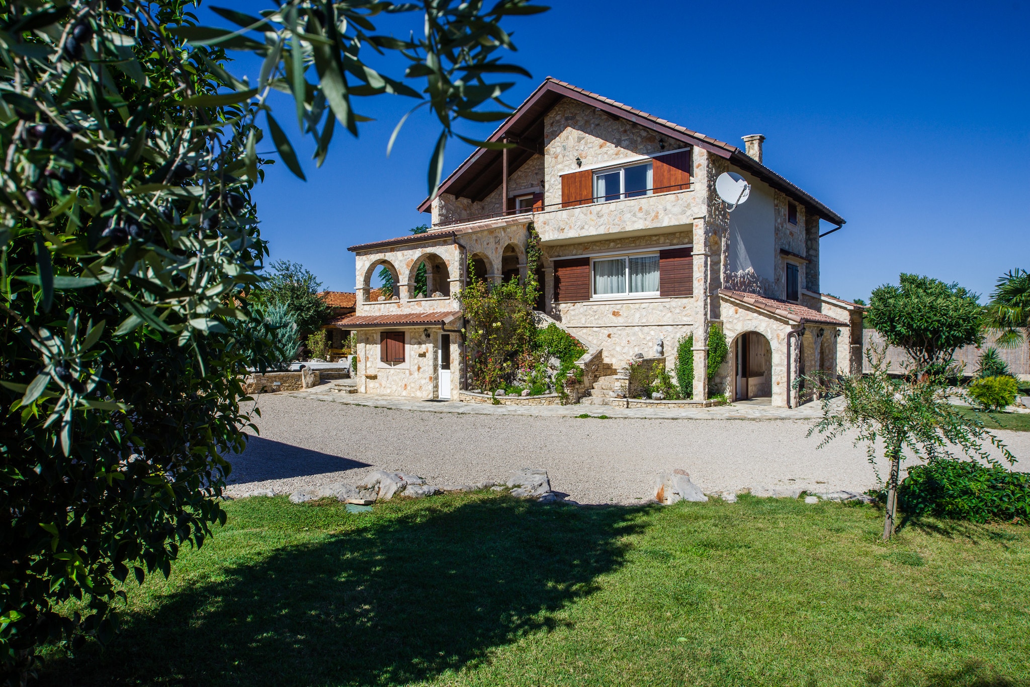 Villa Olea with private heated pool-Buitenkant zomer