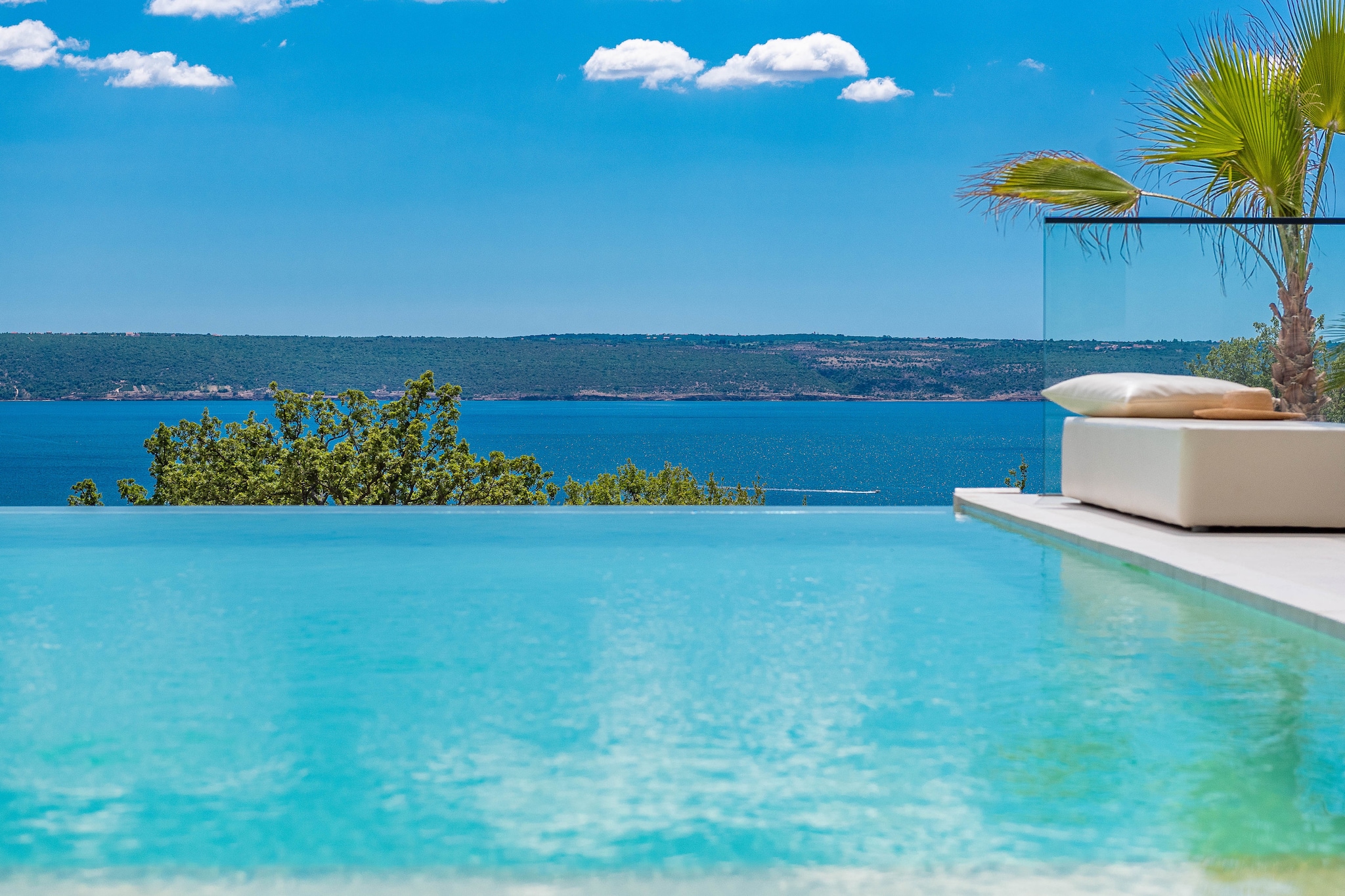 Luxury villa Michelle