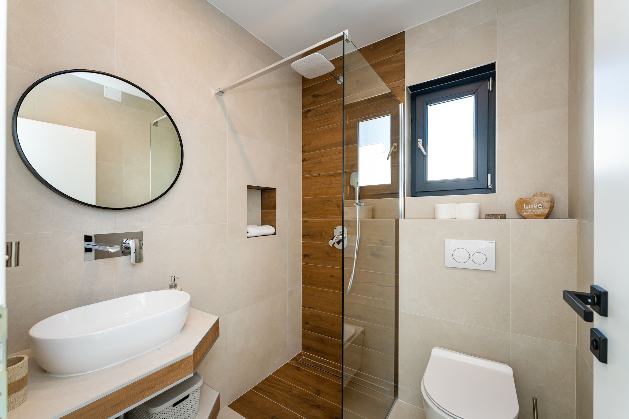 Sea view apartment LaMag-Niet-getagd