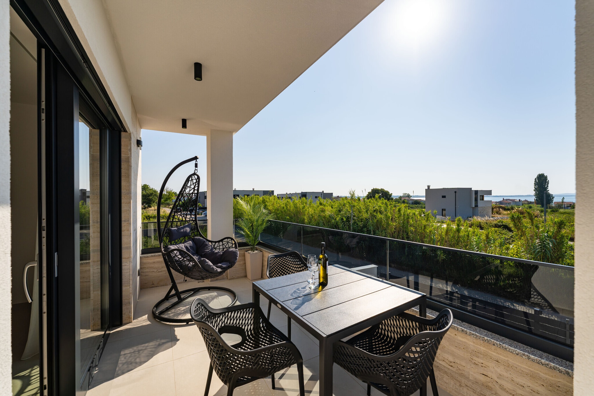 Sea view apartment LaMag-Terrasbalkon