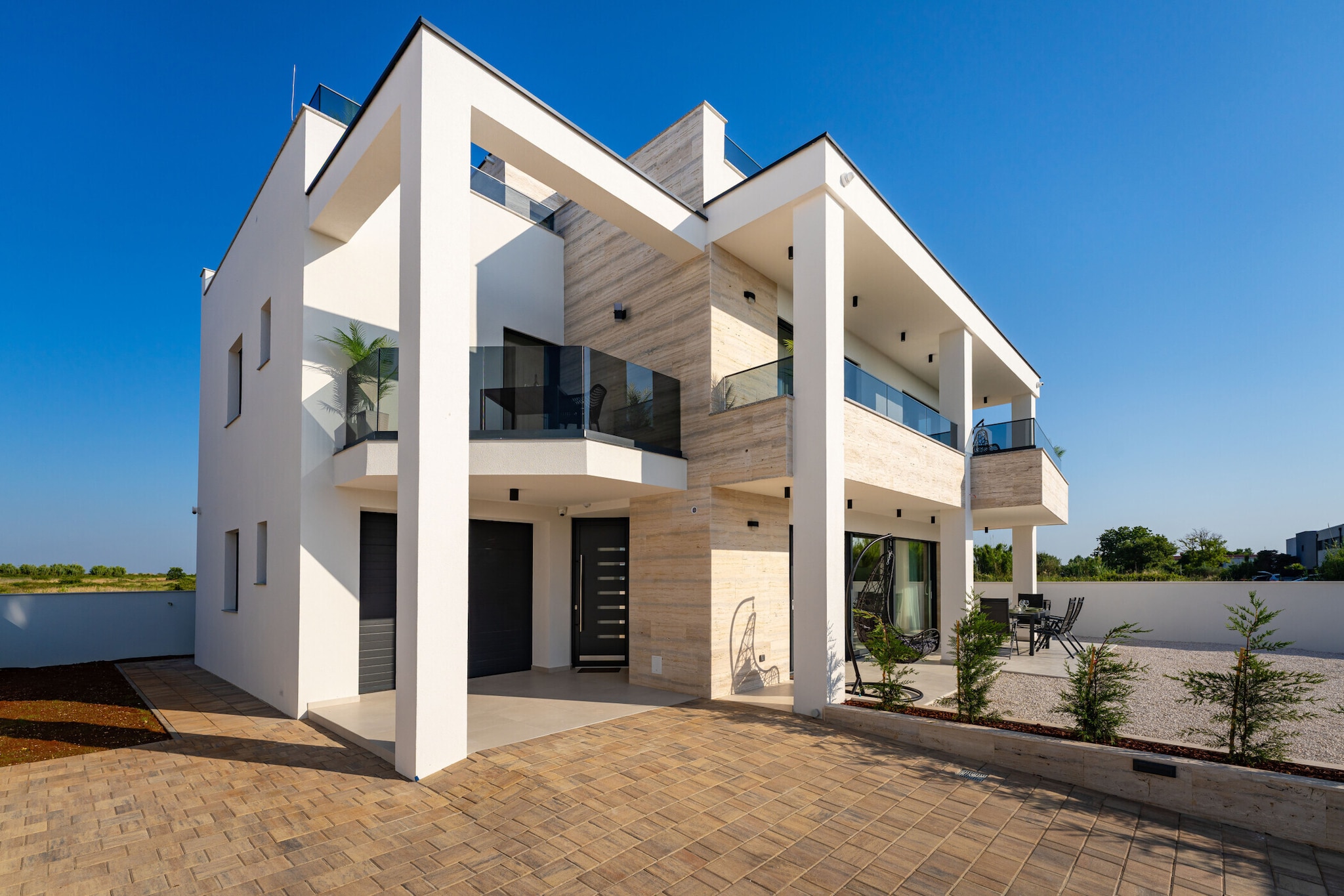 Sea view apartment LaMag-Buitenkant zomer