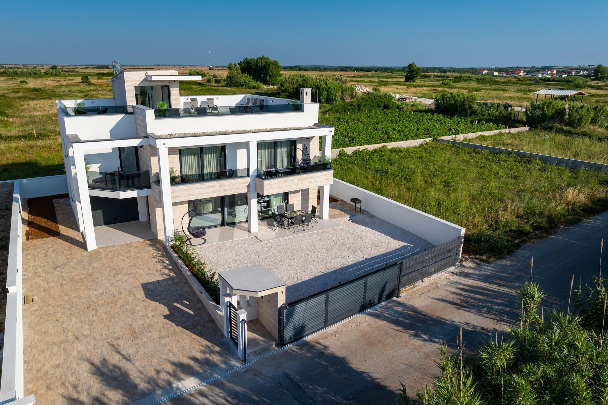 Sea view apartment LaMag