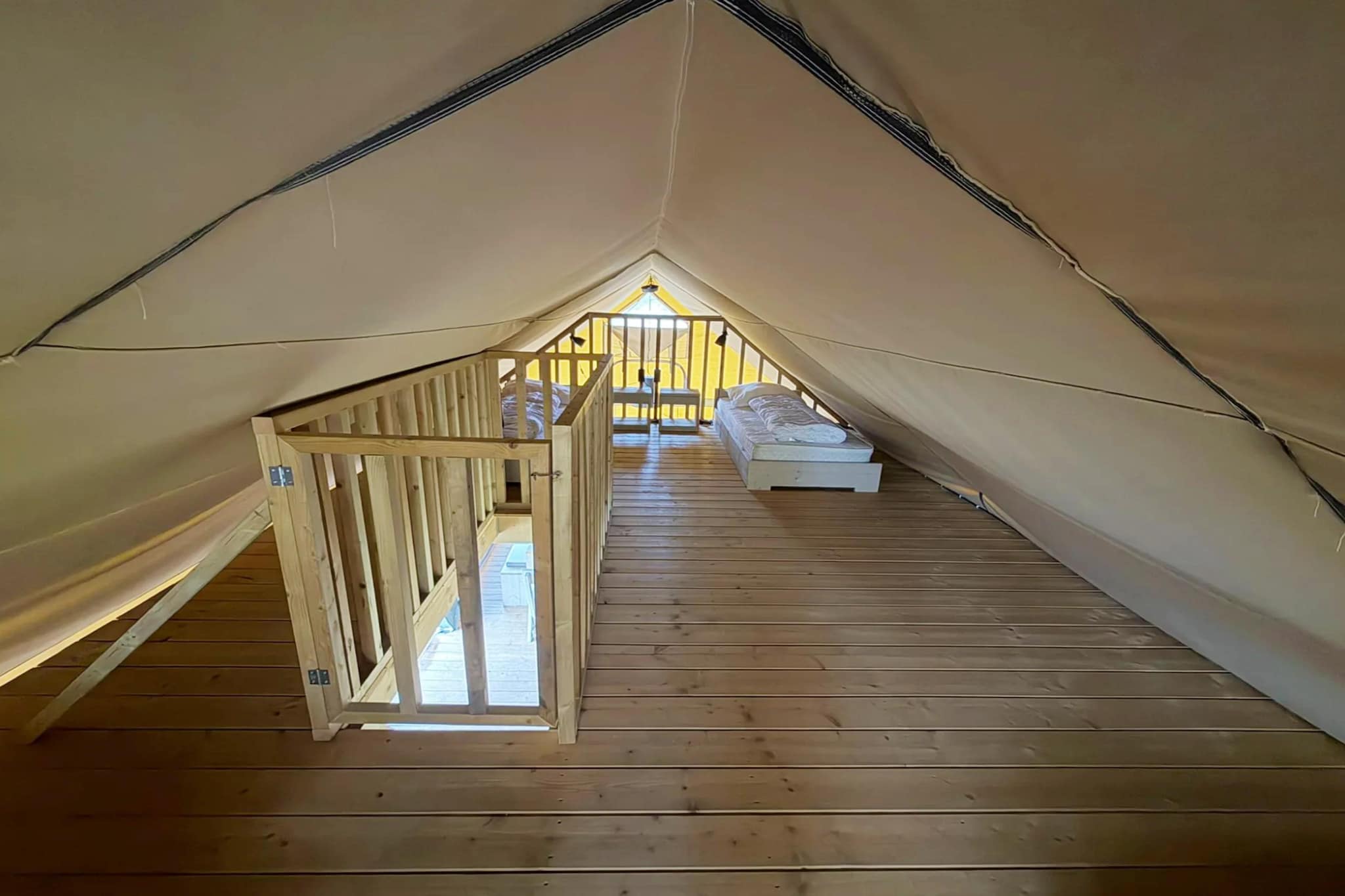 Safaritent Betuwe Lodge 8 pax - Schlafzimmer