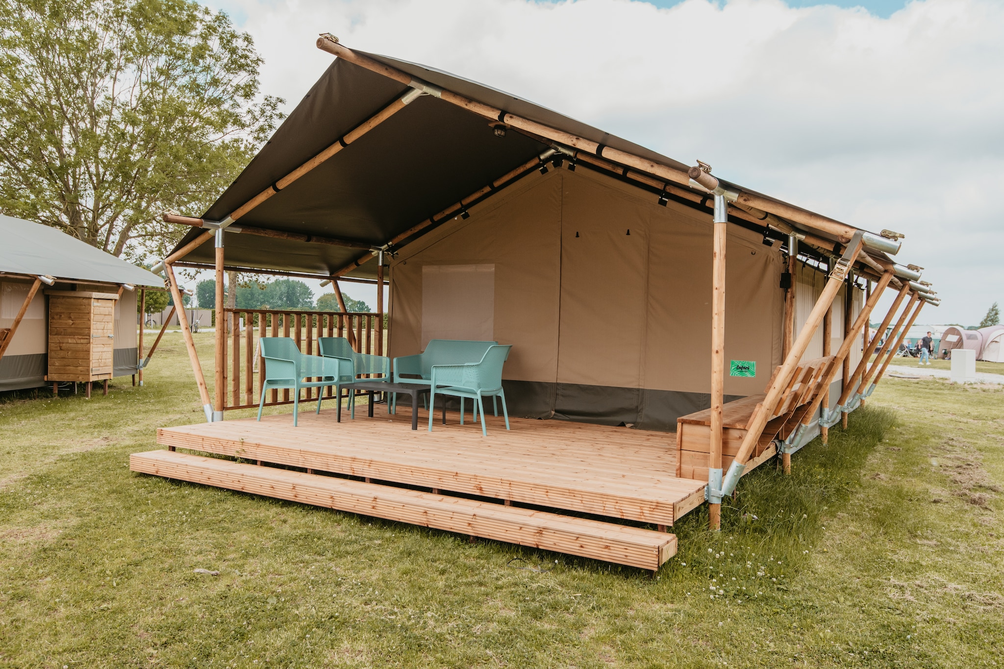 Safari tent for 6 people