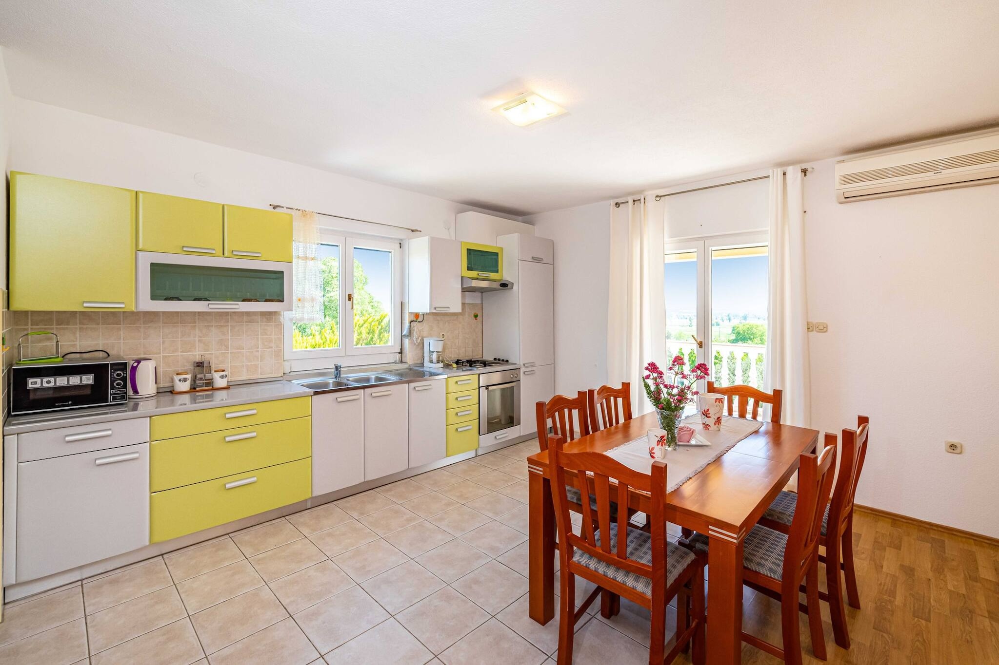 Momo´s Paradise-Niet-getagd