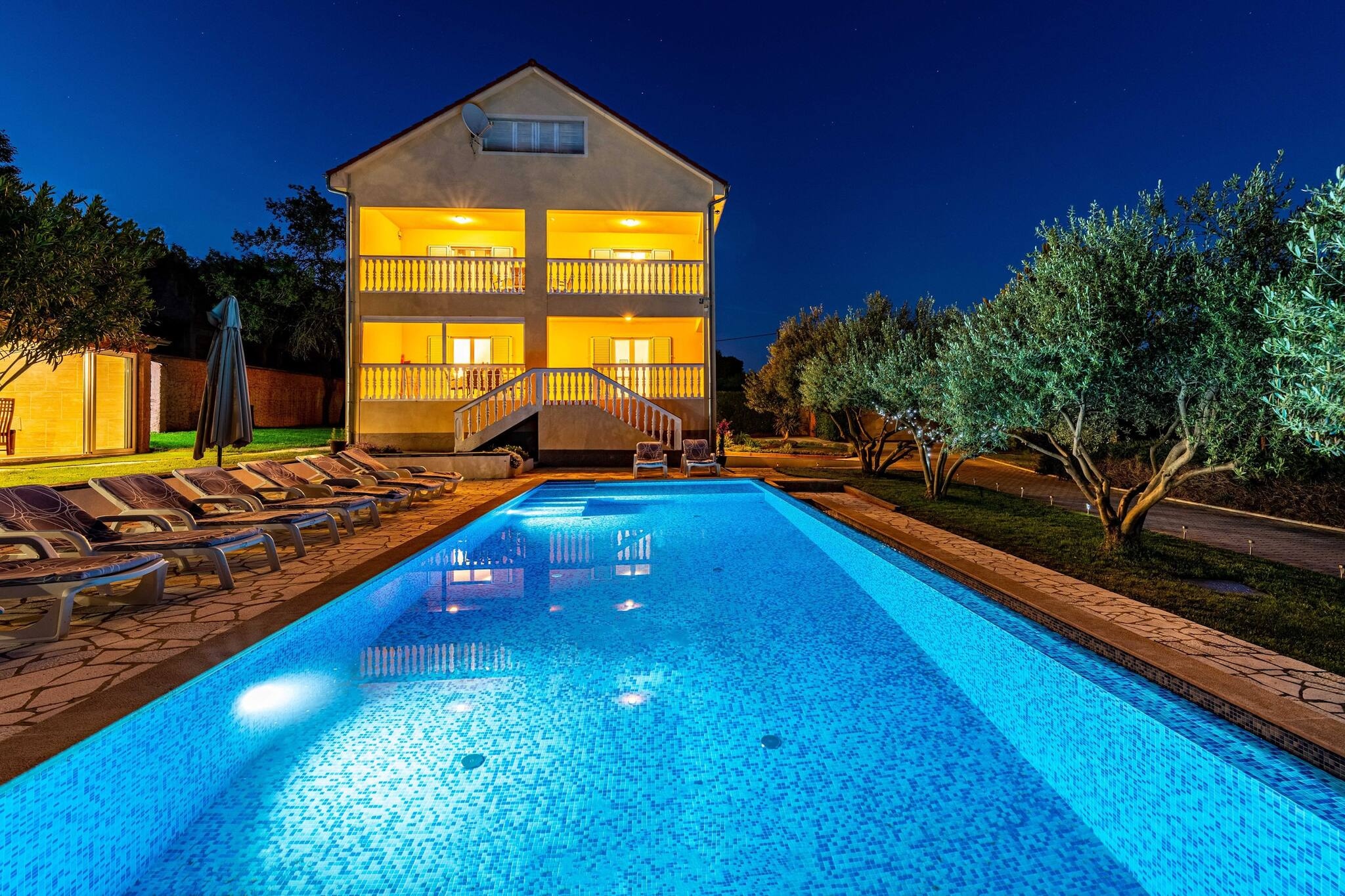 Momo´s Paradise-Niet-getagd