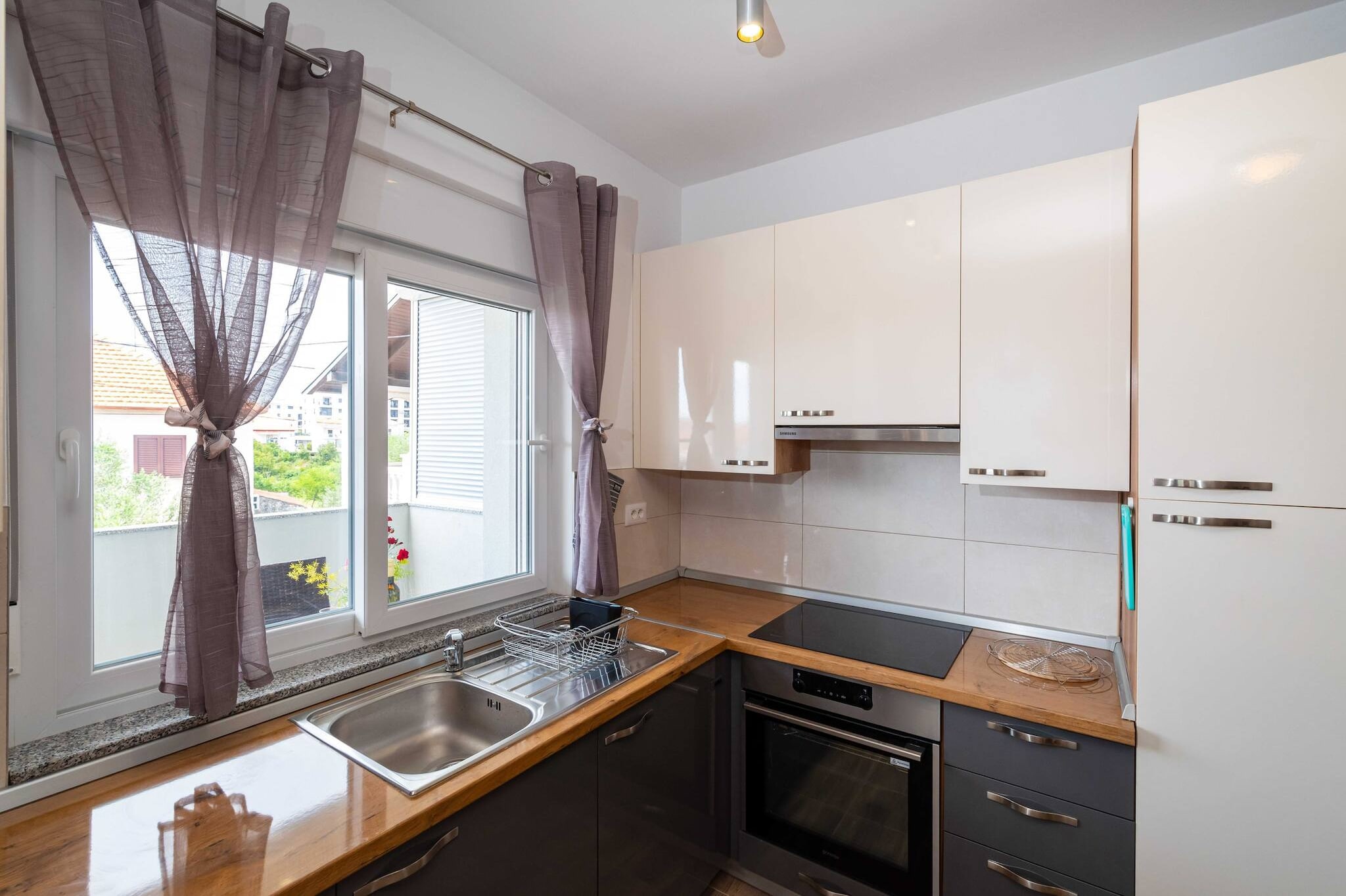 Apartment Blagdan 2-Keuken