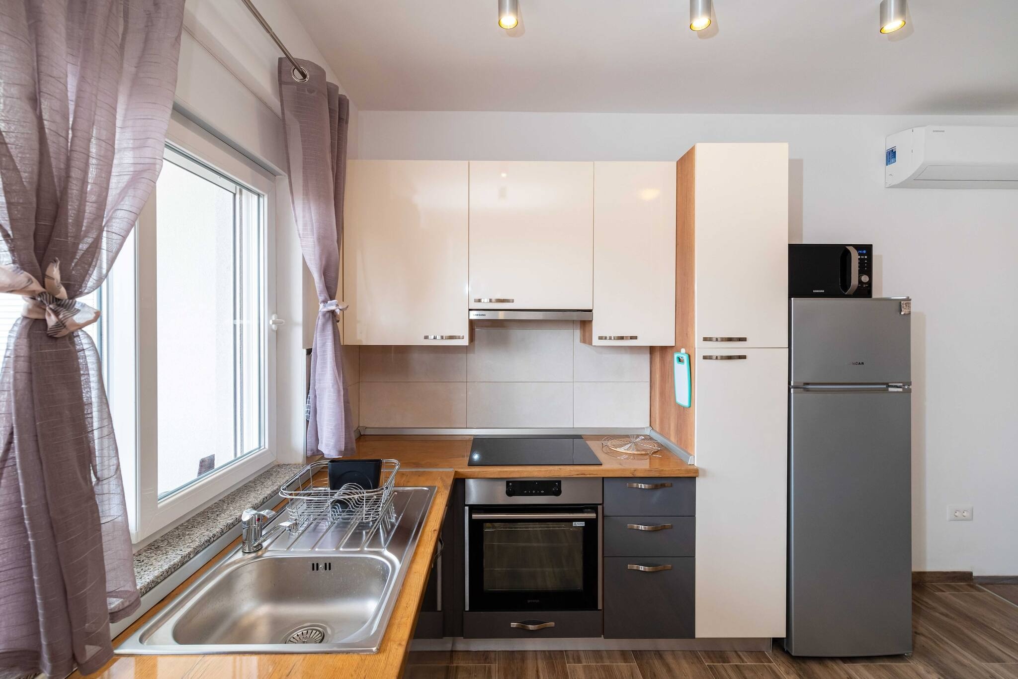 Apartment Blagdan 2-Keuken