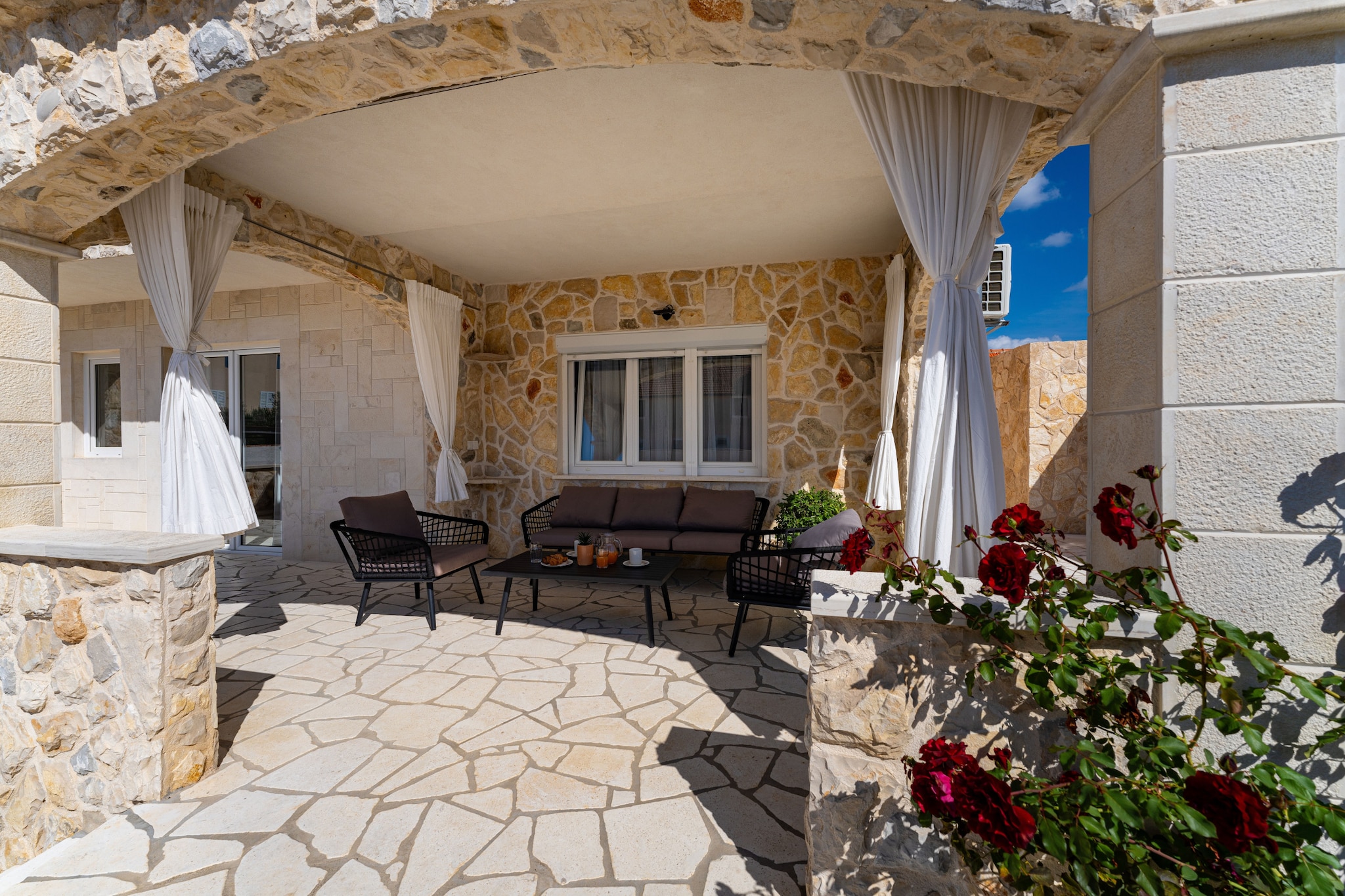 Holiday home Briscola-Terrasbalkon