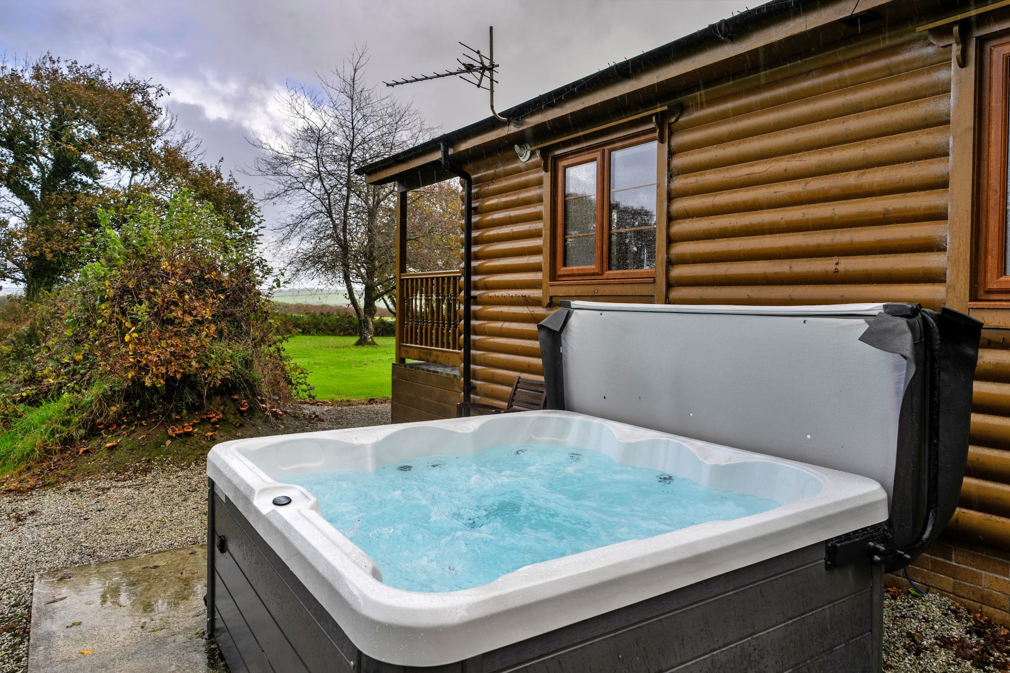 Tarka's Holt Log Cabin, Stowford - Wellness