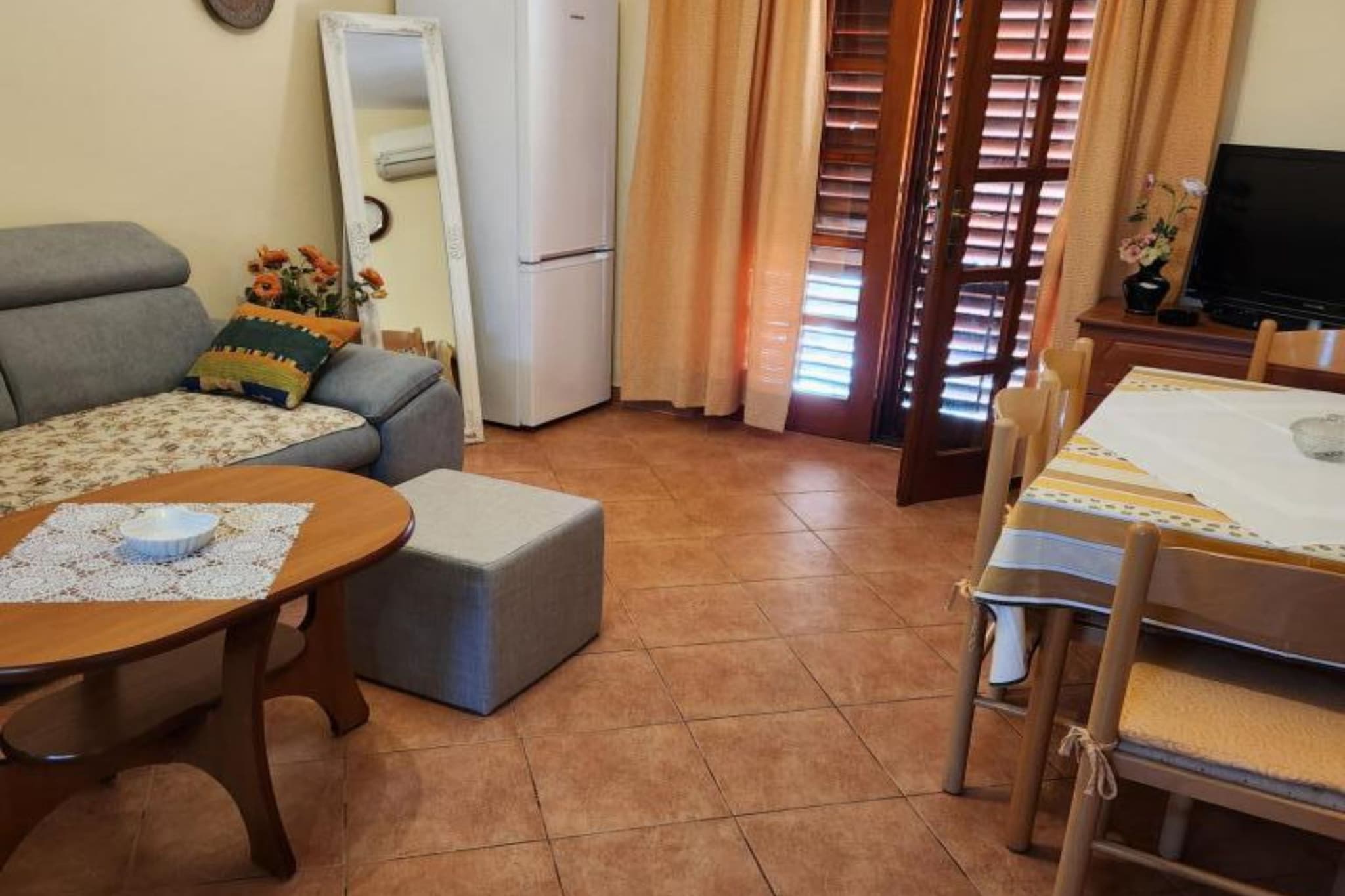 Apartments Nada - Two Bedroom Apartment (A2)-Woonkamer