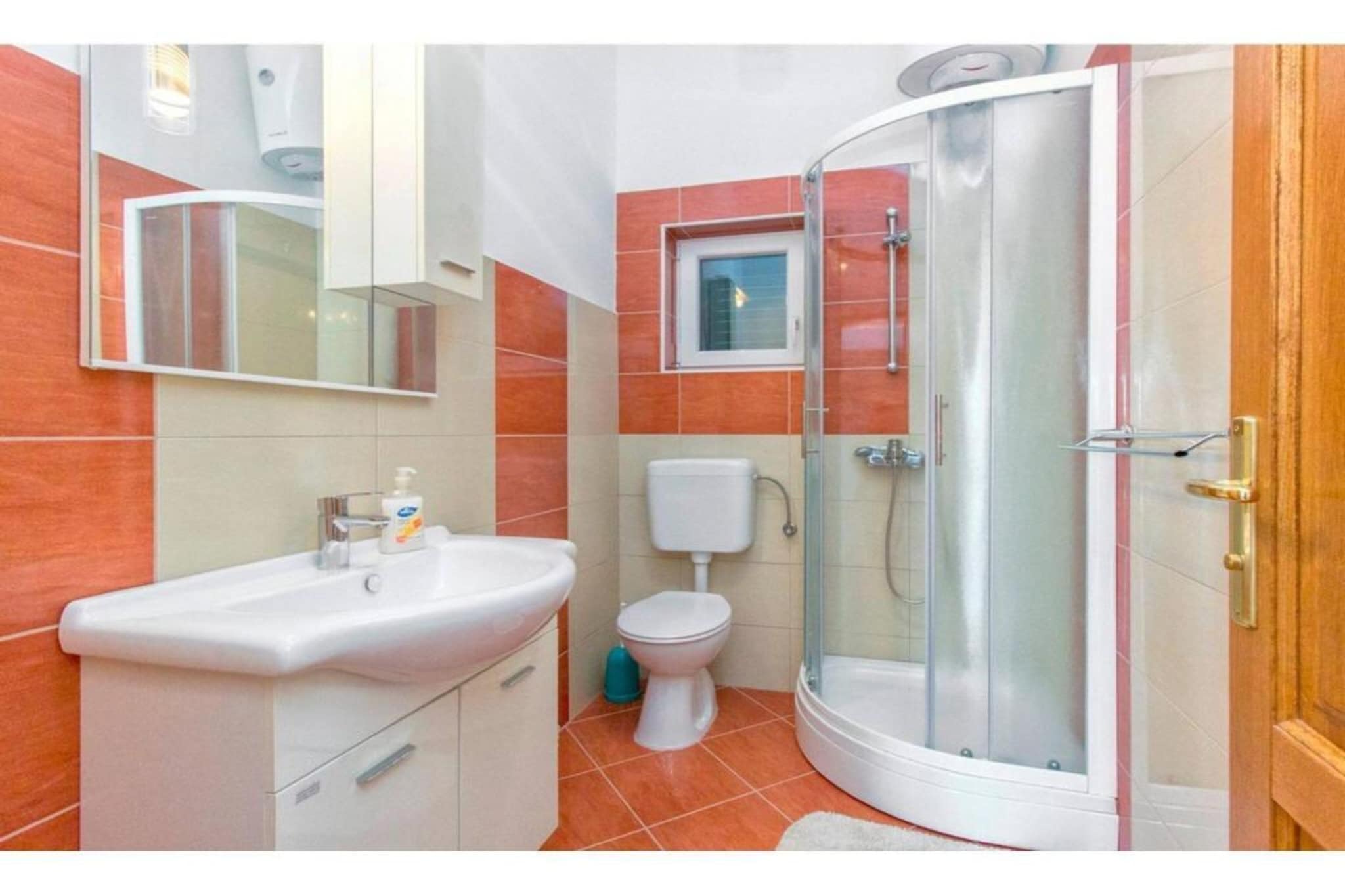 Villa Dalmacija Four Bedroom Villa with the pool-Badkamer