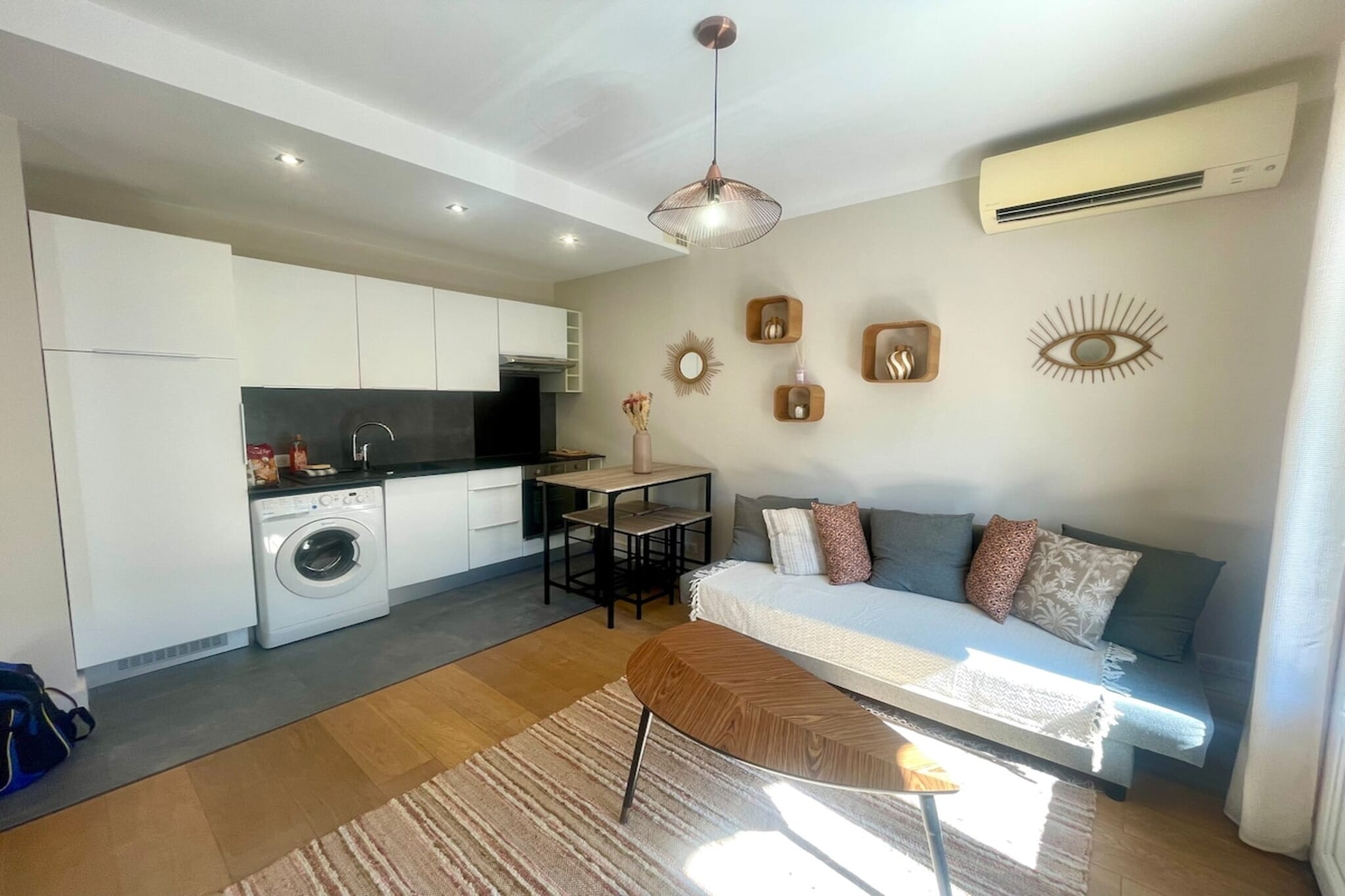 Appartement Garoupe-Living room