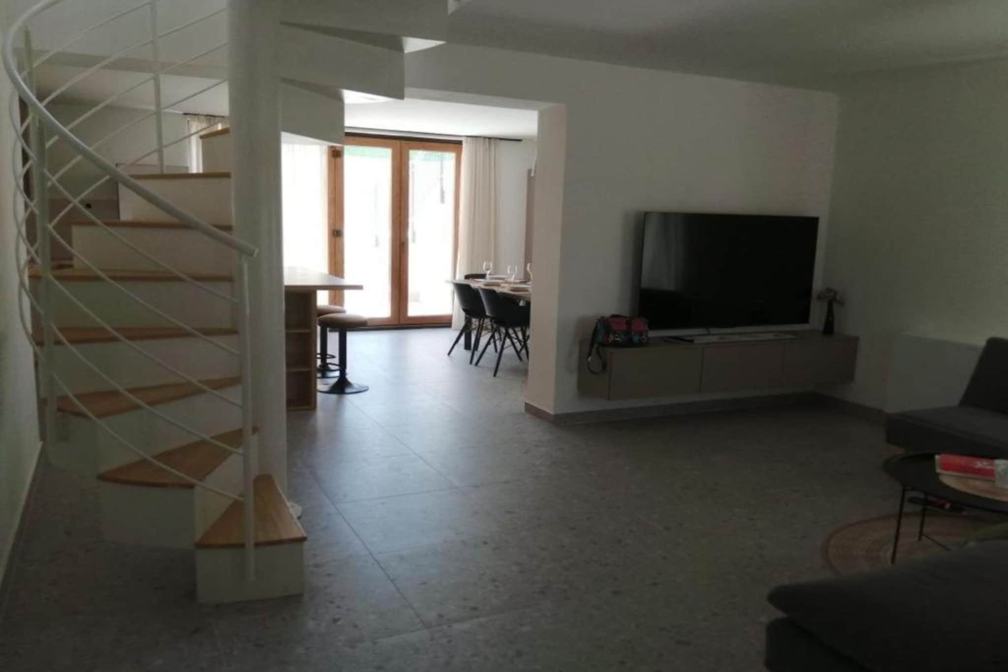 House Serenity with Pool