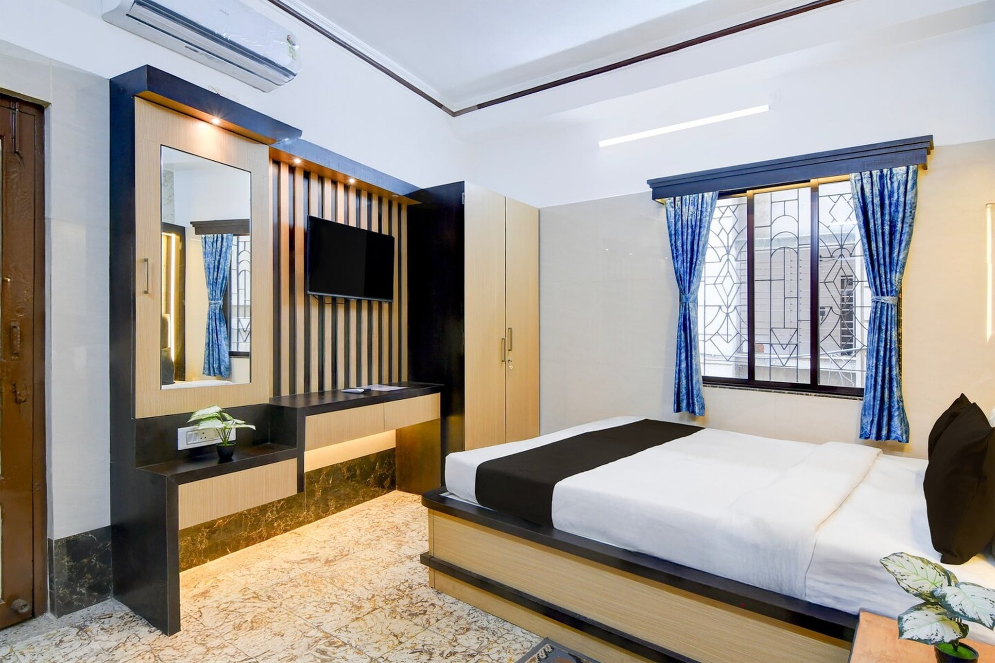 Hotel O Howrah Railway Station