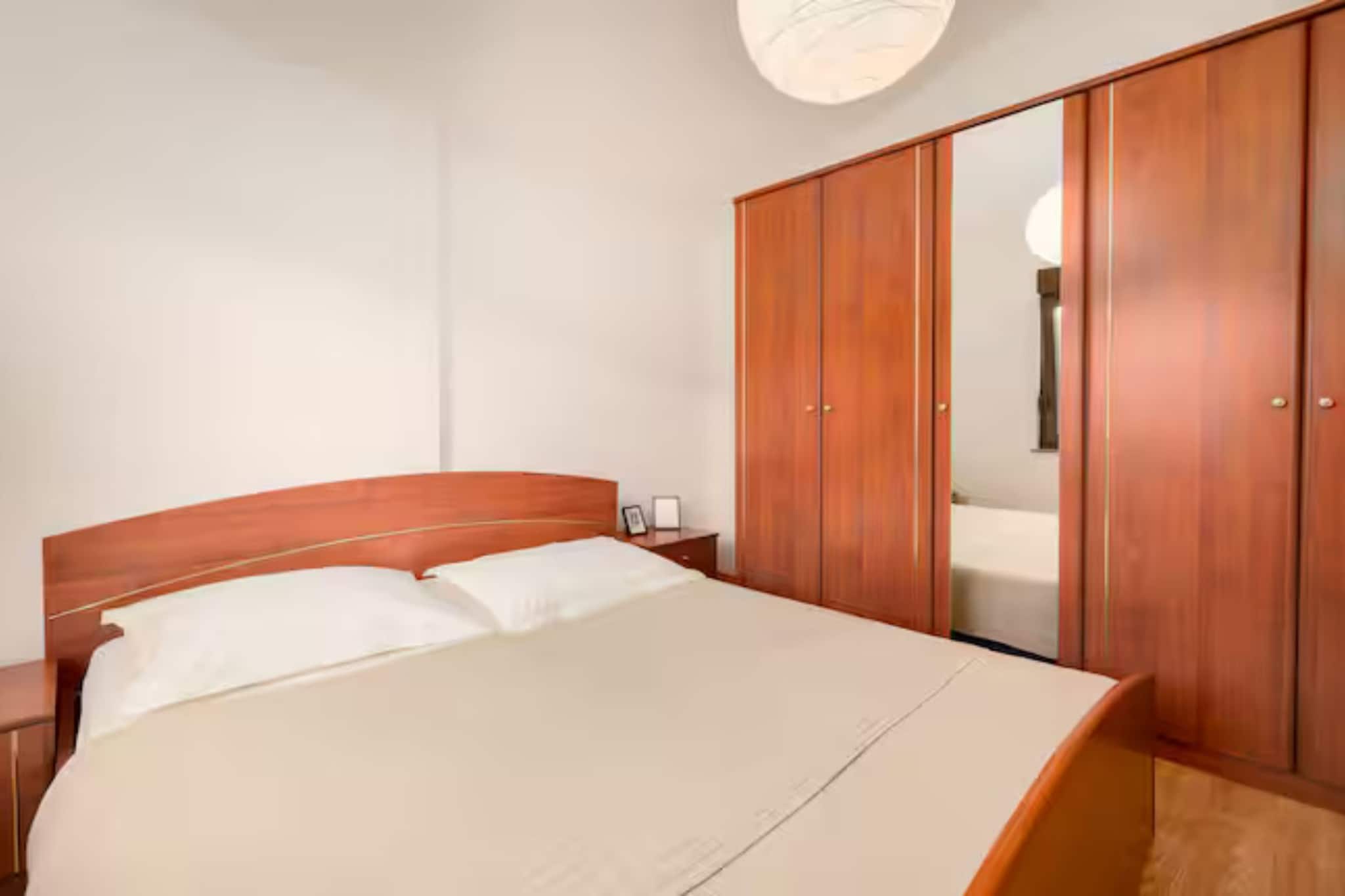 Villa Mima Pool Retreat - Five Bedroom Villa With Pool-Slaapkamer