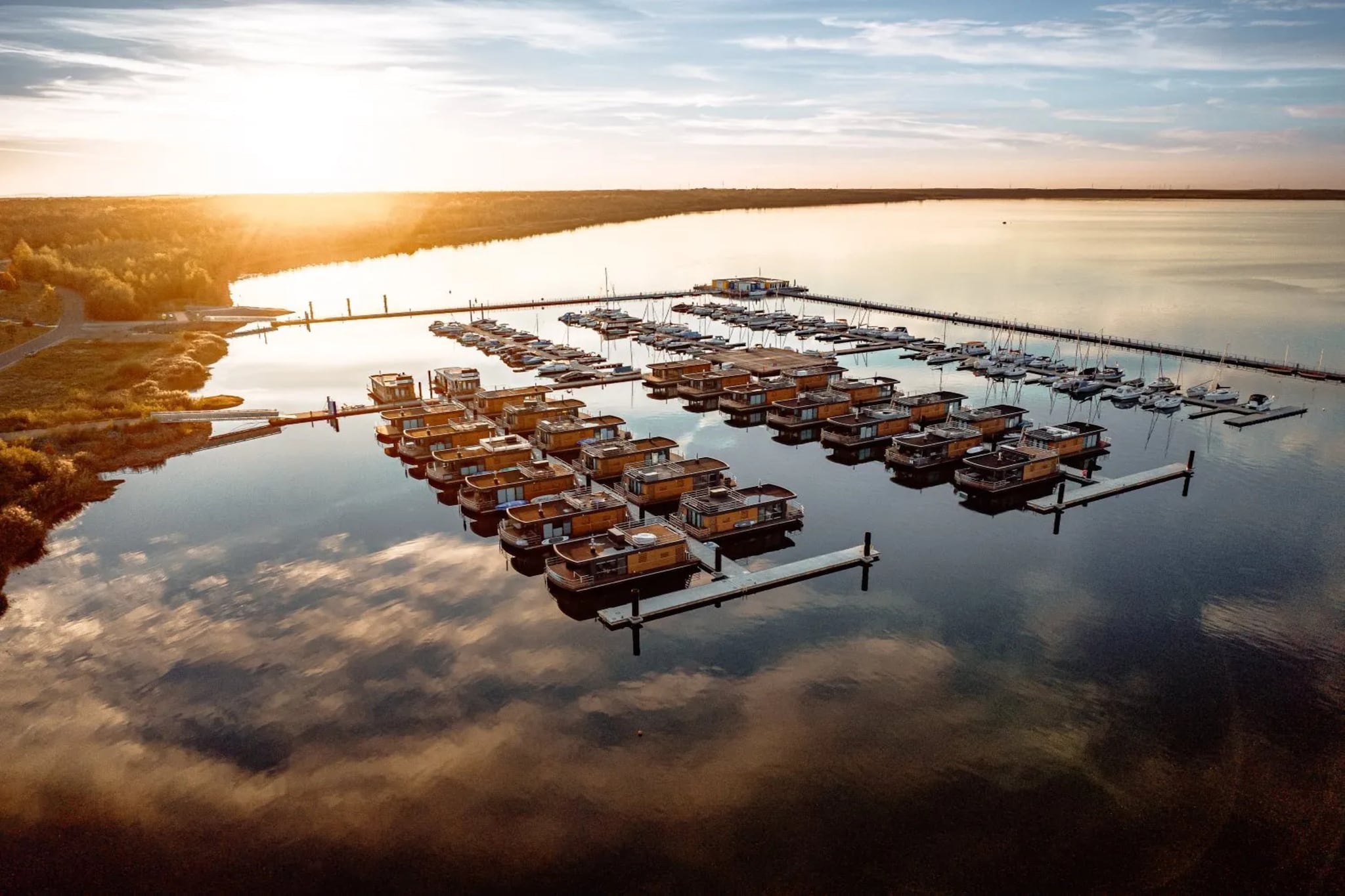 Hausboot am Bärwalder See