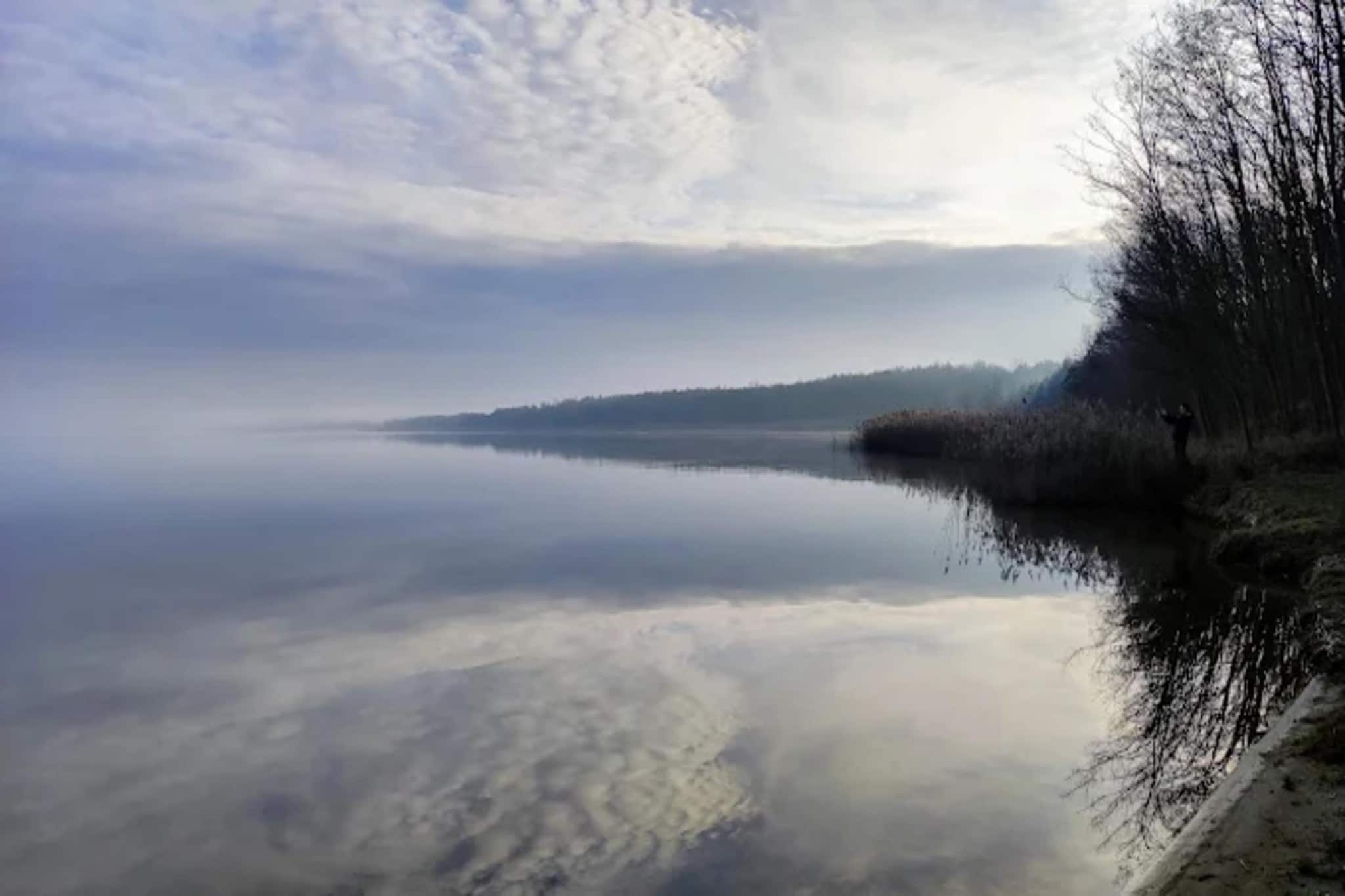 Hausboot am Gräbendorfer See-Gebieden zomer 1km