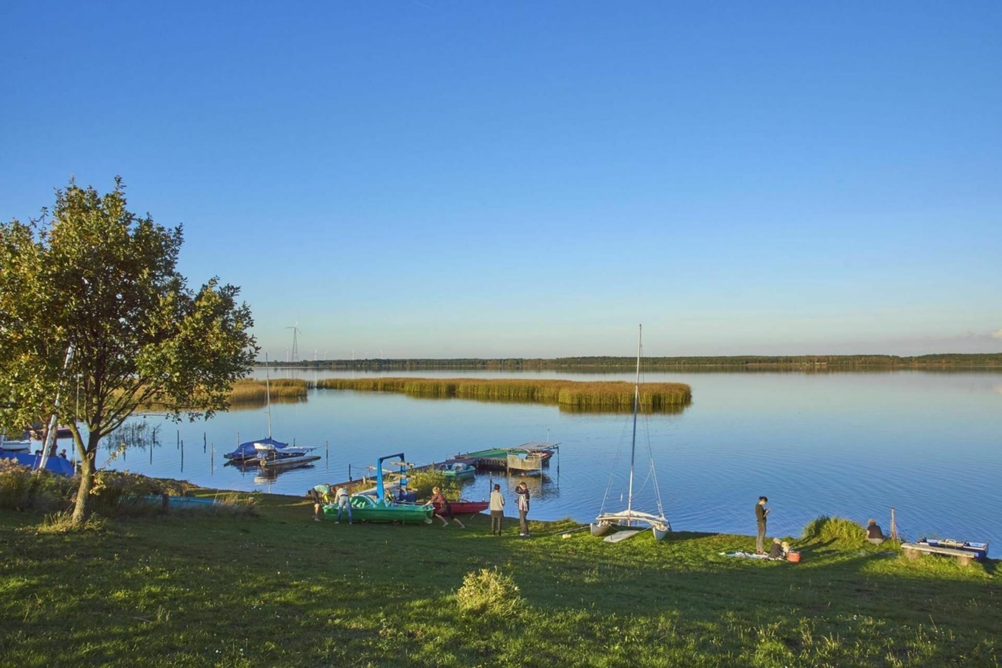 Hausboot am Gräbendorfer See-Gebieden zomer 5km