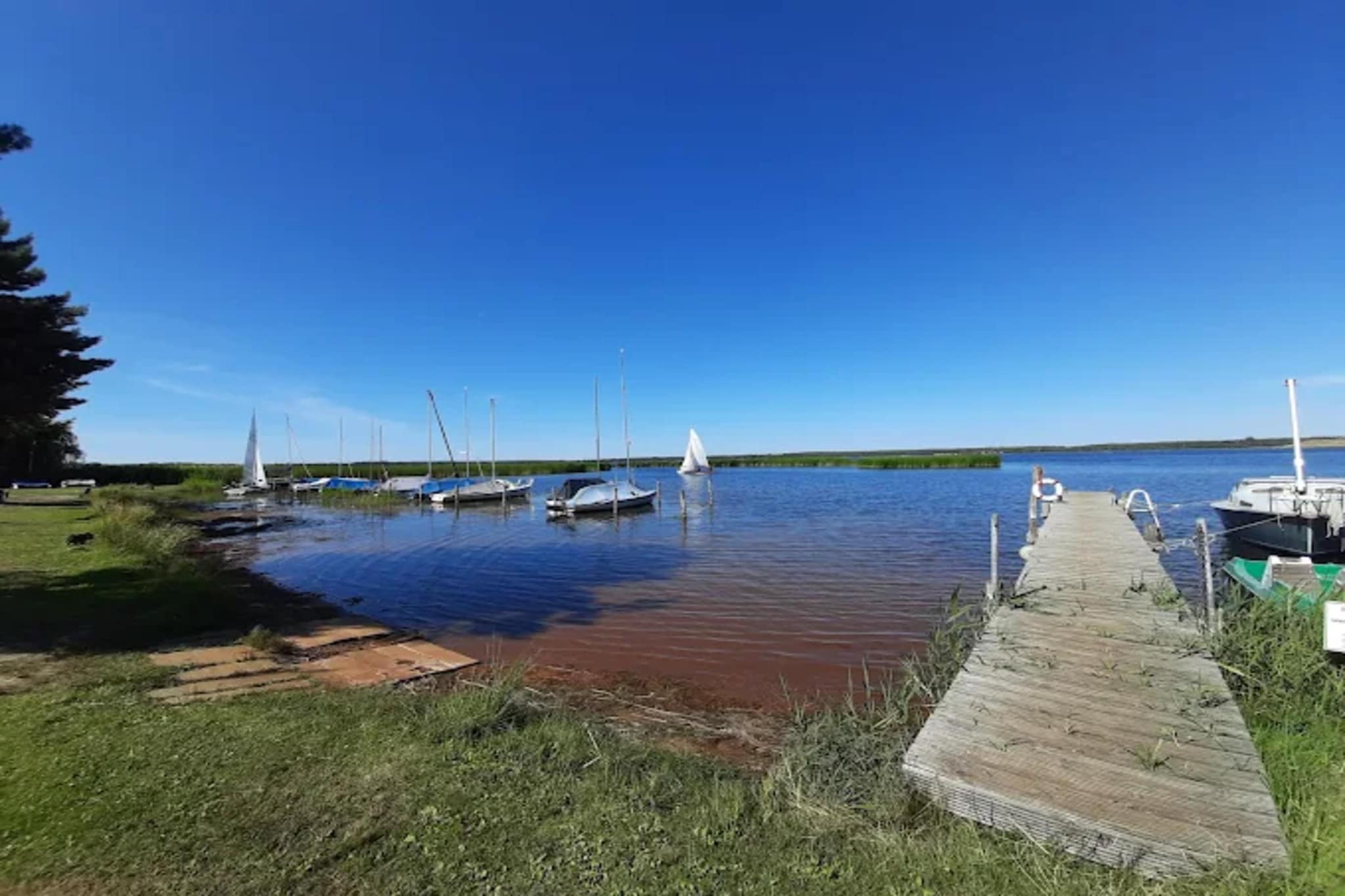 Hausboot am Gräbendorfer See-Gebieden zomer 5km