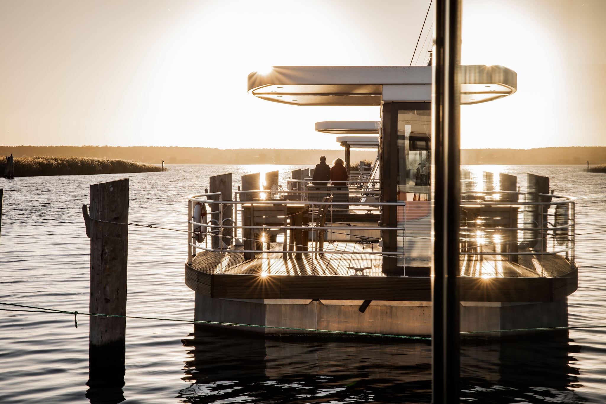 Hausboot in Peenemünde-Terrasbalkon