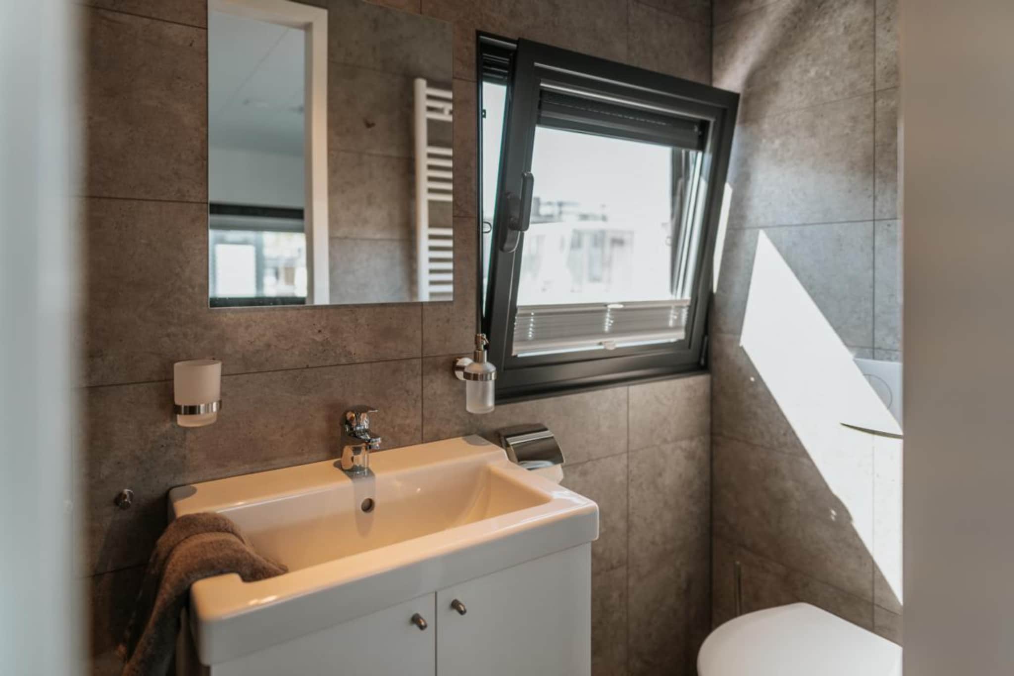 Hausboot in Zehdenick-Badkamer