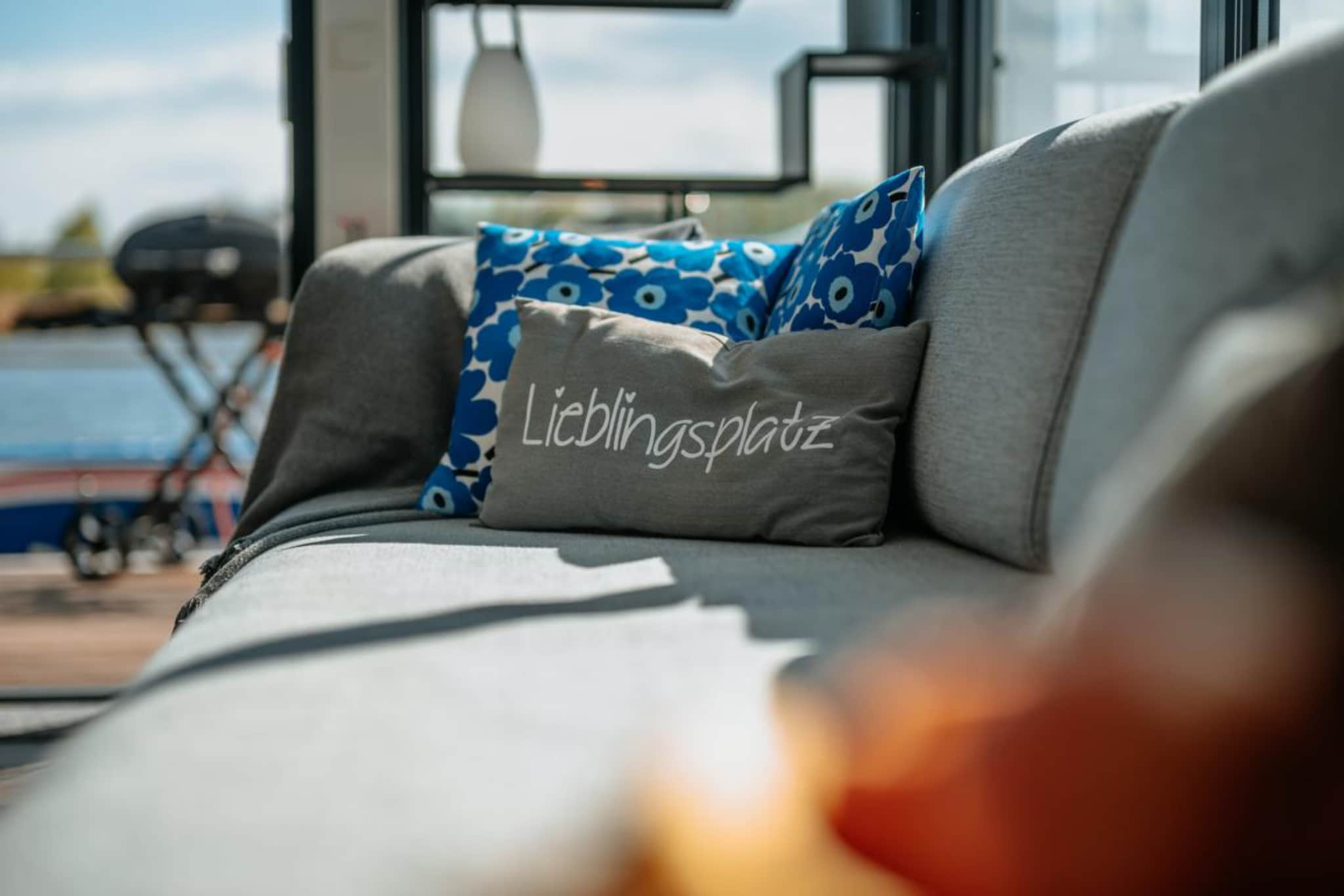 Hausboot in Zehdenick-Woonkamer