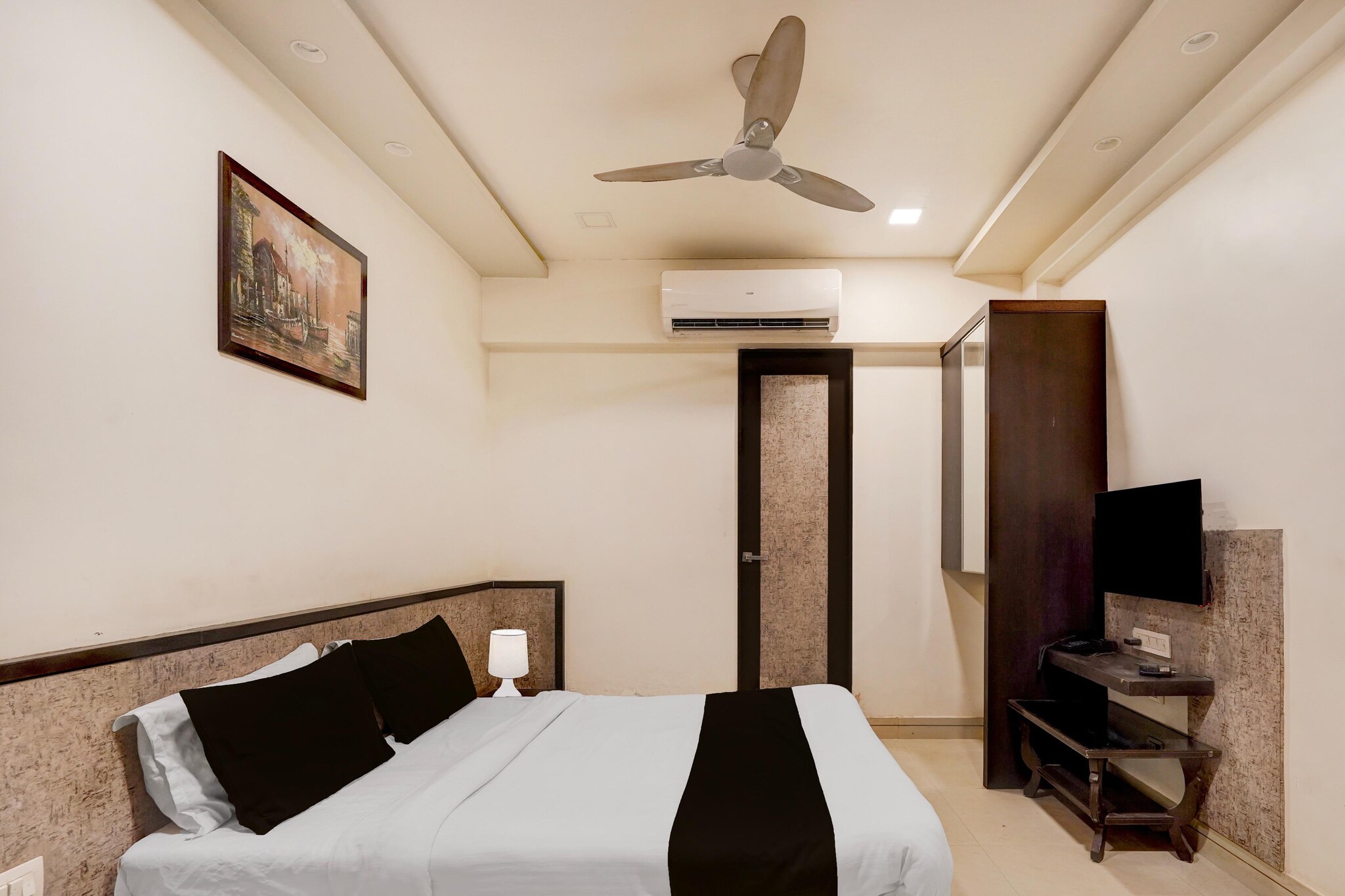 Enjoy a comfortable and hassle-free experience at our thoughtfully designed property. Each room is equipped with modern amenities, cozy bedding, and elegant decor to make you feel right at home. Located conveniently with easy access to public transport and major attractions, it's perfect for both business and leisure travelers. Cleanliness and guest comfort are our top priorities, and our team is available 24/7 to assist you throughout your stay.
Unmarried couples are warmly welcome at this property.
Guests with local ID proof are warmly welcome.
Foreign guests are welcome and allowed to stay at this property without any restrictions
Early Check-In Policy: A full day’s room rate will be charged for check-ins before 6:00 AM. Complimentary early check-in is available between 6:00 AM and 10:00 AM, subject to room availability.
Check-in is only available to guests aged 18 and above. Please provide a government-issued ID to confirm your age.