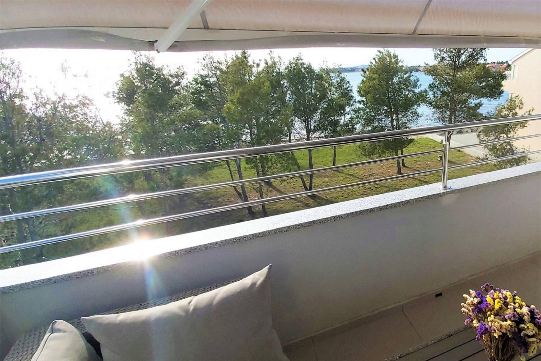 Sea view apartment Privlaka-Terrasse / balcon