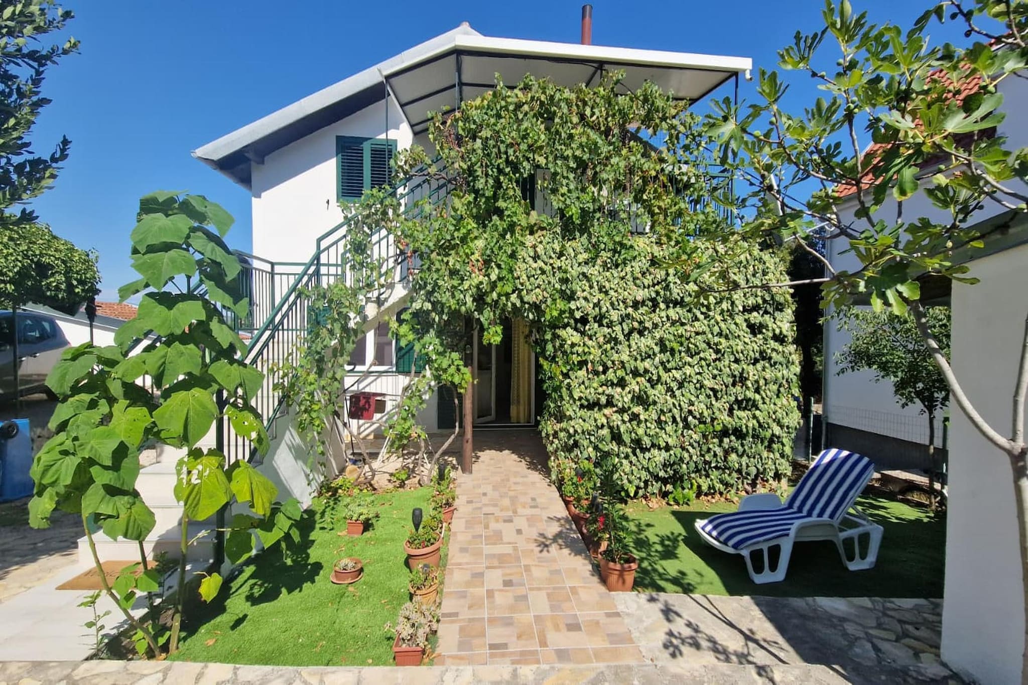 Beach house Franka-Exterior in summer